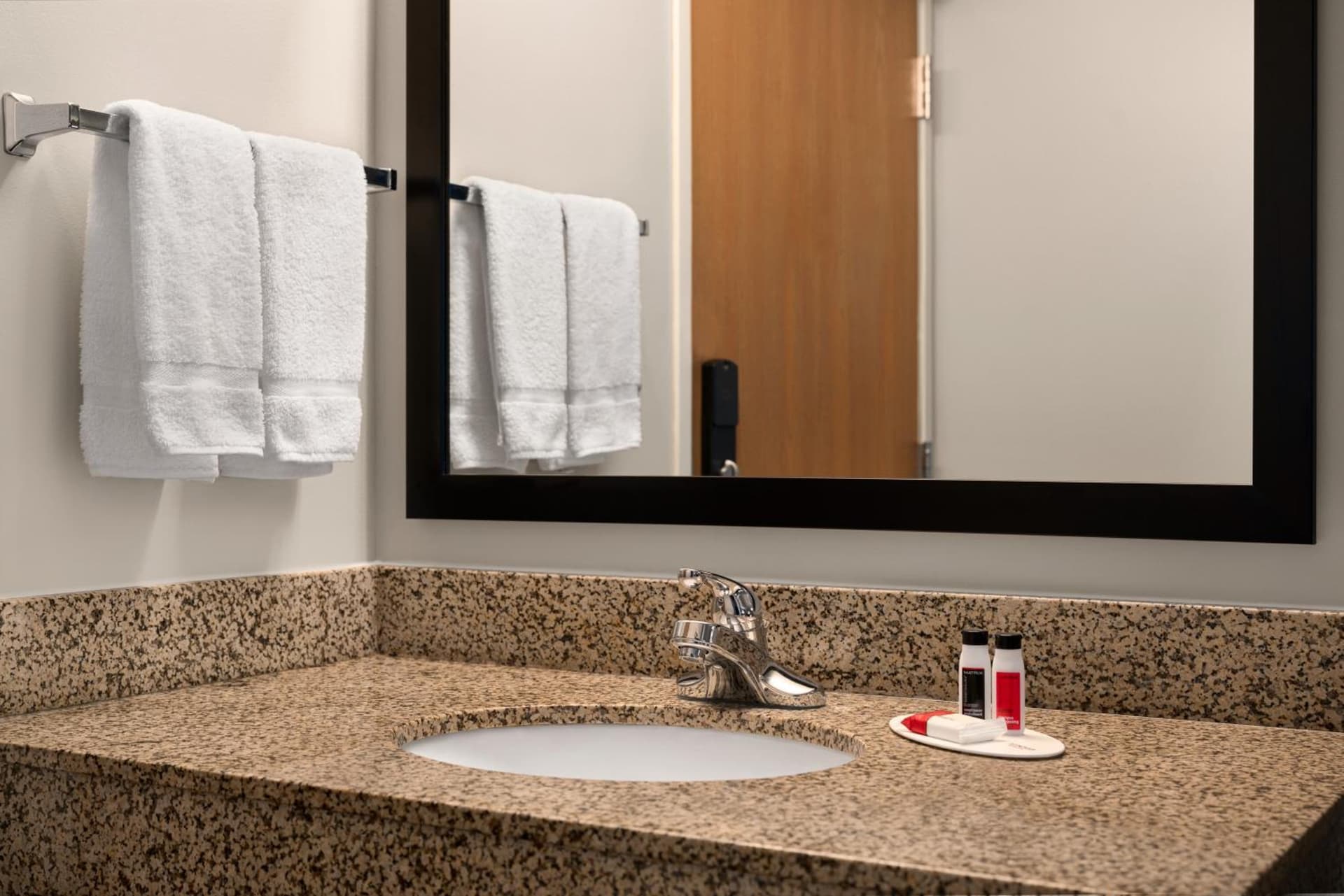 Baymont by Wyndham Buffalo gallery photo in Buffalo, NY — image 32