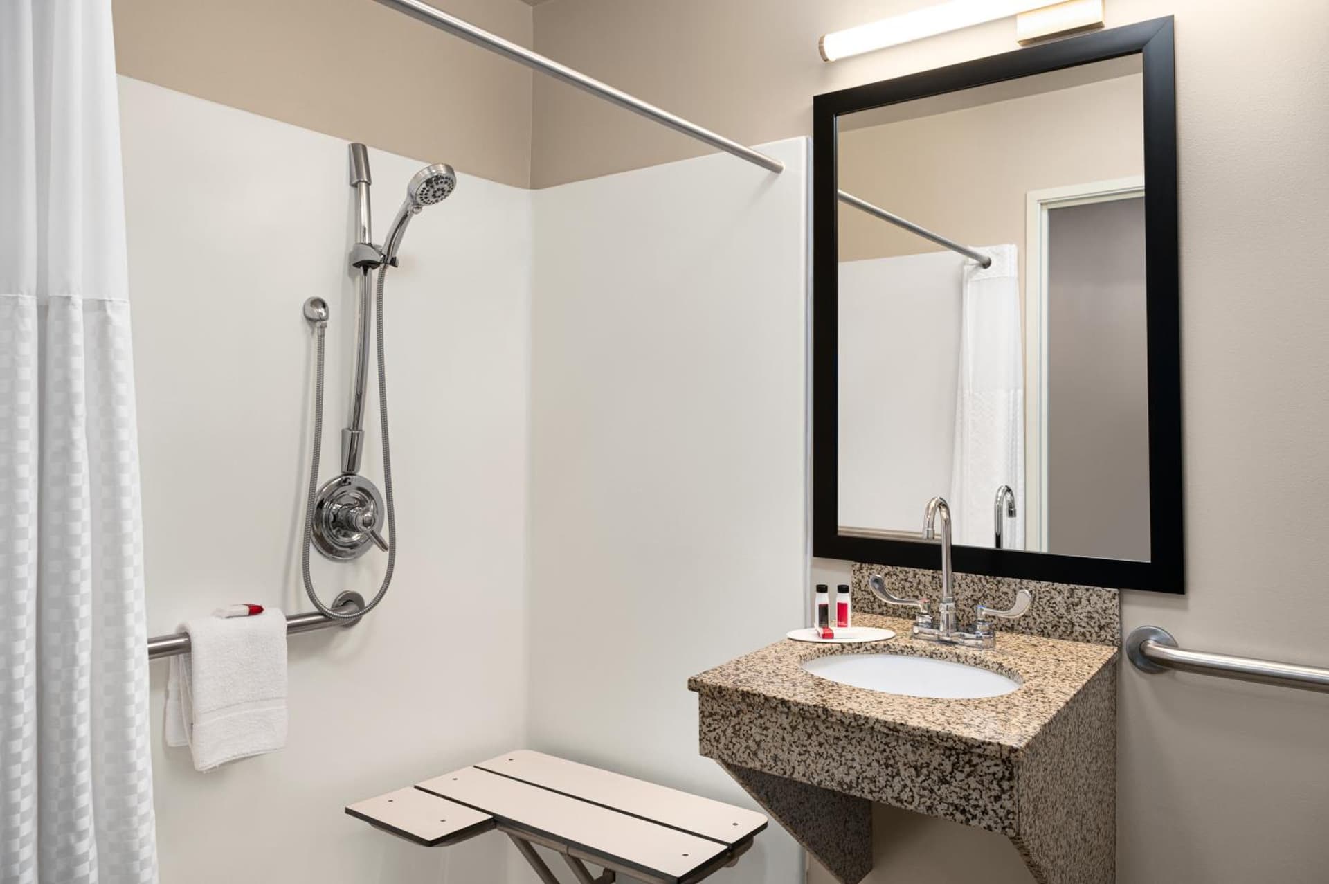 Baymont by Wyndham Buffalo gallery photo in Buffalo, NY — image 25