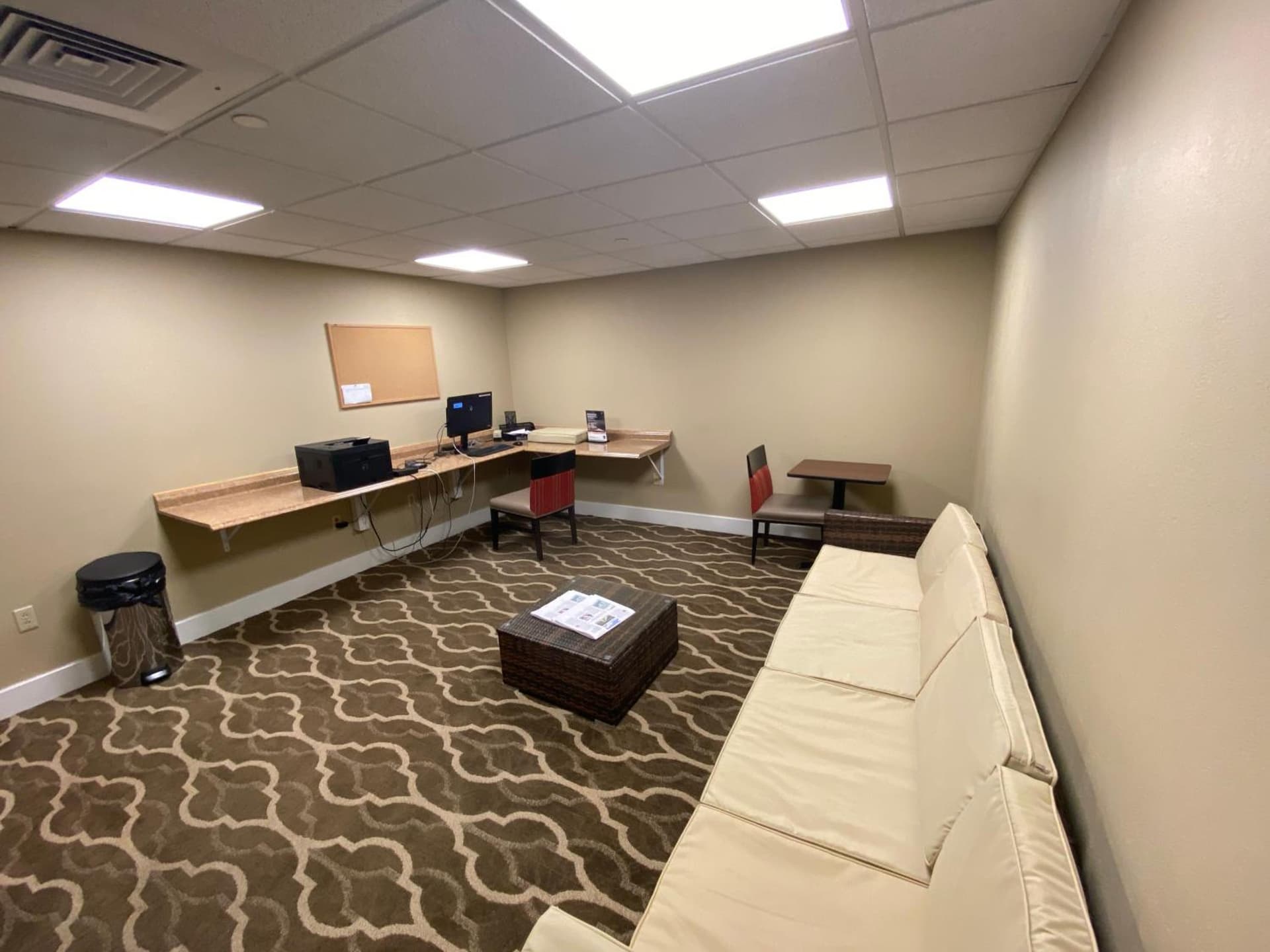 Comfort Suites Near Casinos gallery photo in Norwich, CT — image 9
