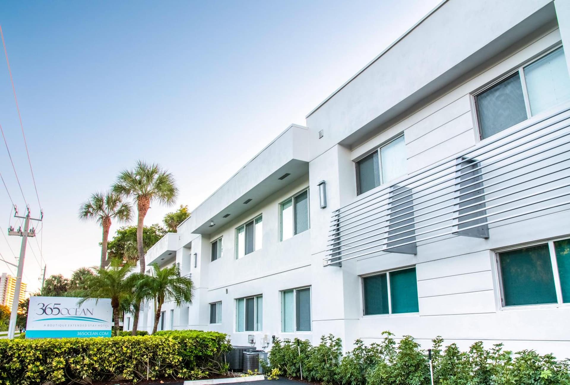 365 Ocean featured exterior or lobby in Boca Raton, FL — similar hotel