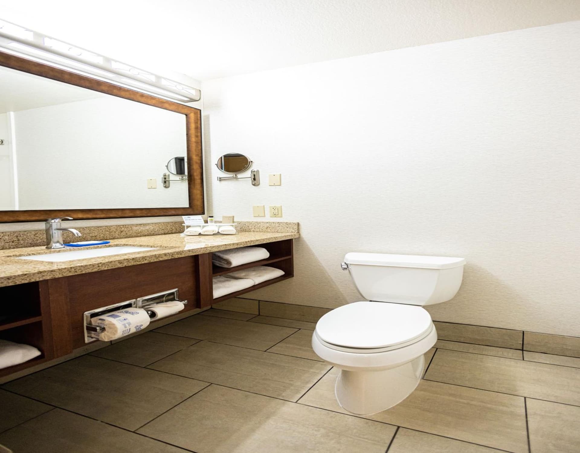 Holiday Inn Express Berkeley by IHG gallery photo in Berkeley, CA — image 102