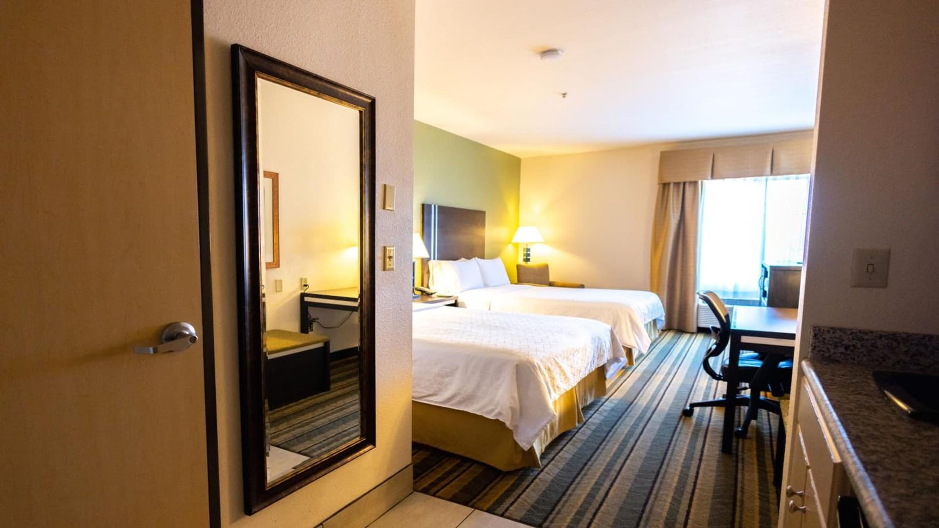 Holiday Inn Express Berkeley by IHG gallery photo in Berkeley, CA — image 154