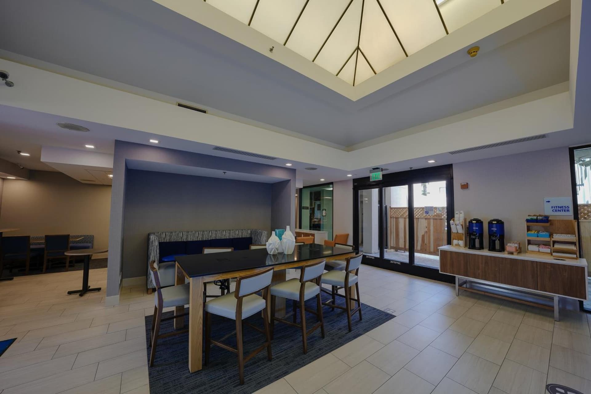Holiday Inn Express & Suites Santa Clara - Silicon Valley by IHG gallery photo in Santa Clara, CA — image 38