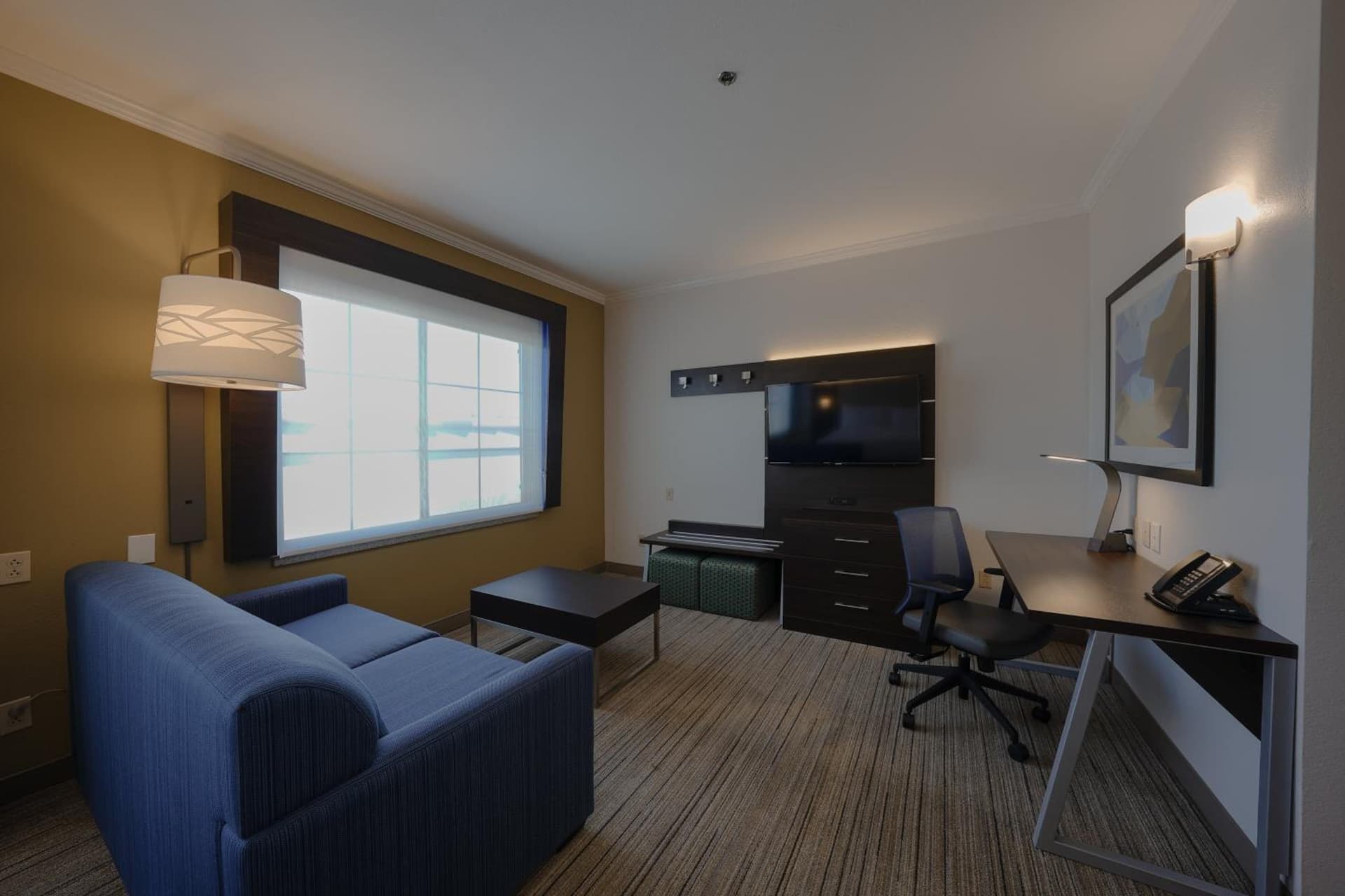 Holiday Inn Express & Suites Santa Clara - Silicon Valley by IHG gallery photo in Santa Clara, CA — image 53