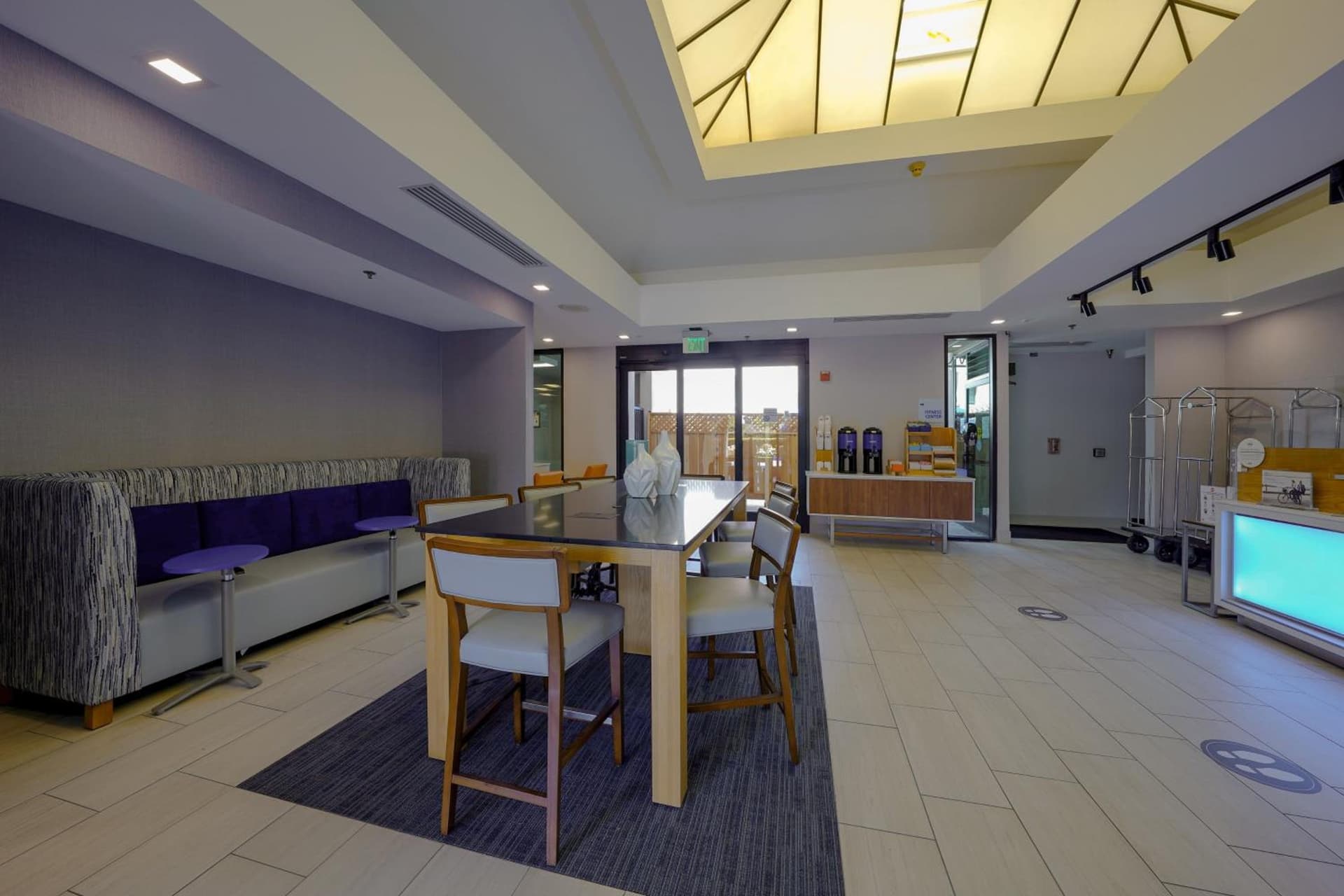 Holiday Inn Express & Suites Santa Clara - Silicon Valley by IHG gallery photo in Santa Clara, CA — image 7