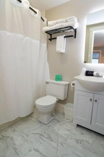 Gunstock Inn & Suites gallery photo in Gilford — image 127