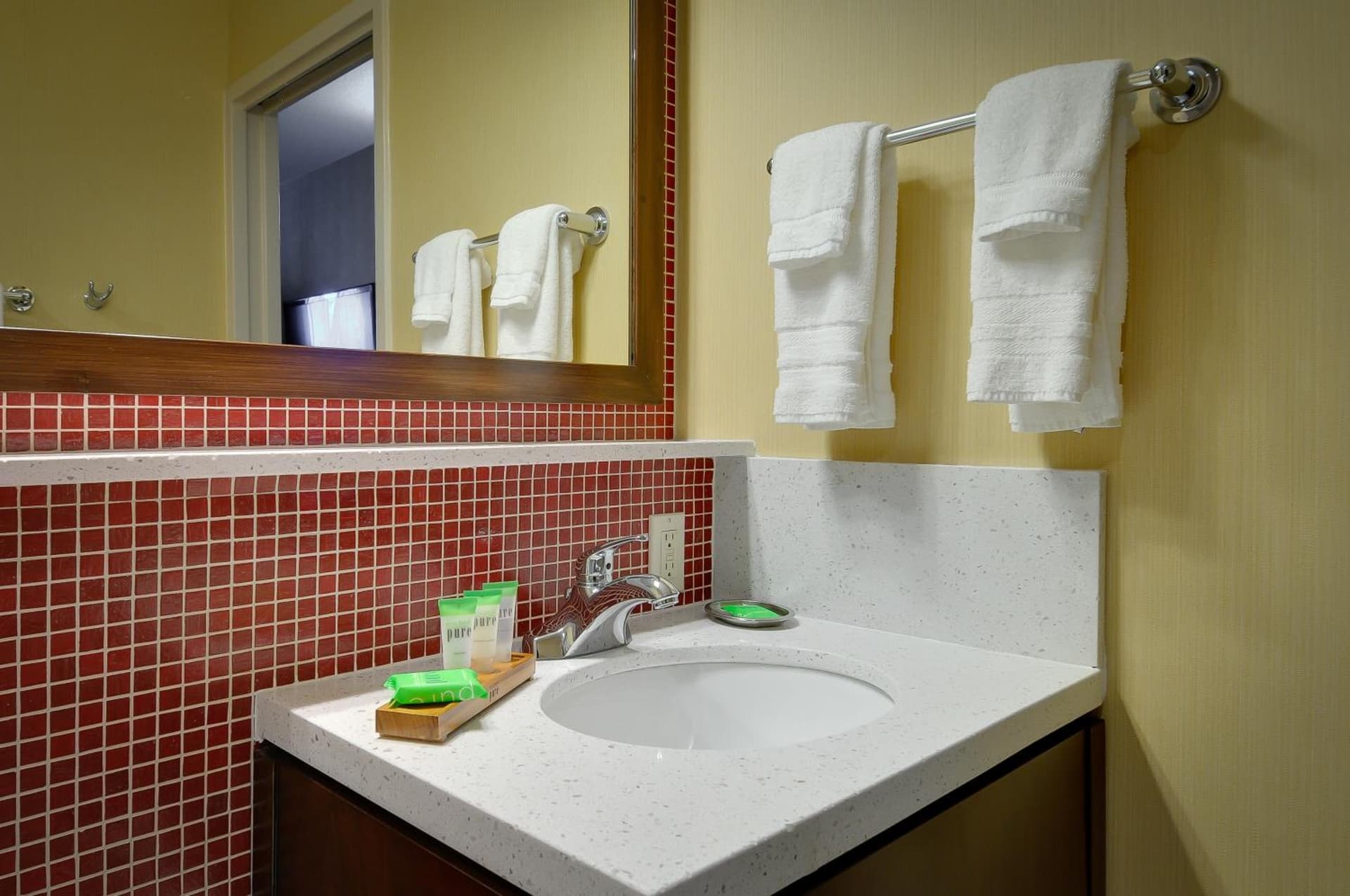 Best Western Plus Rancho Cordova Inn gallery photo in Rancho Cordova, CA — image 25