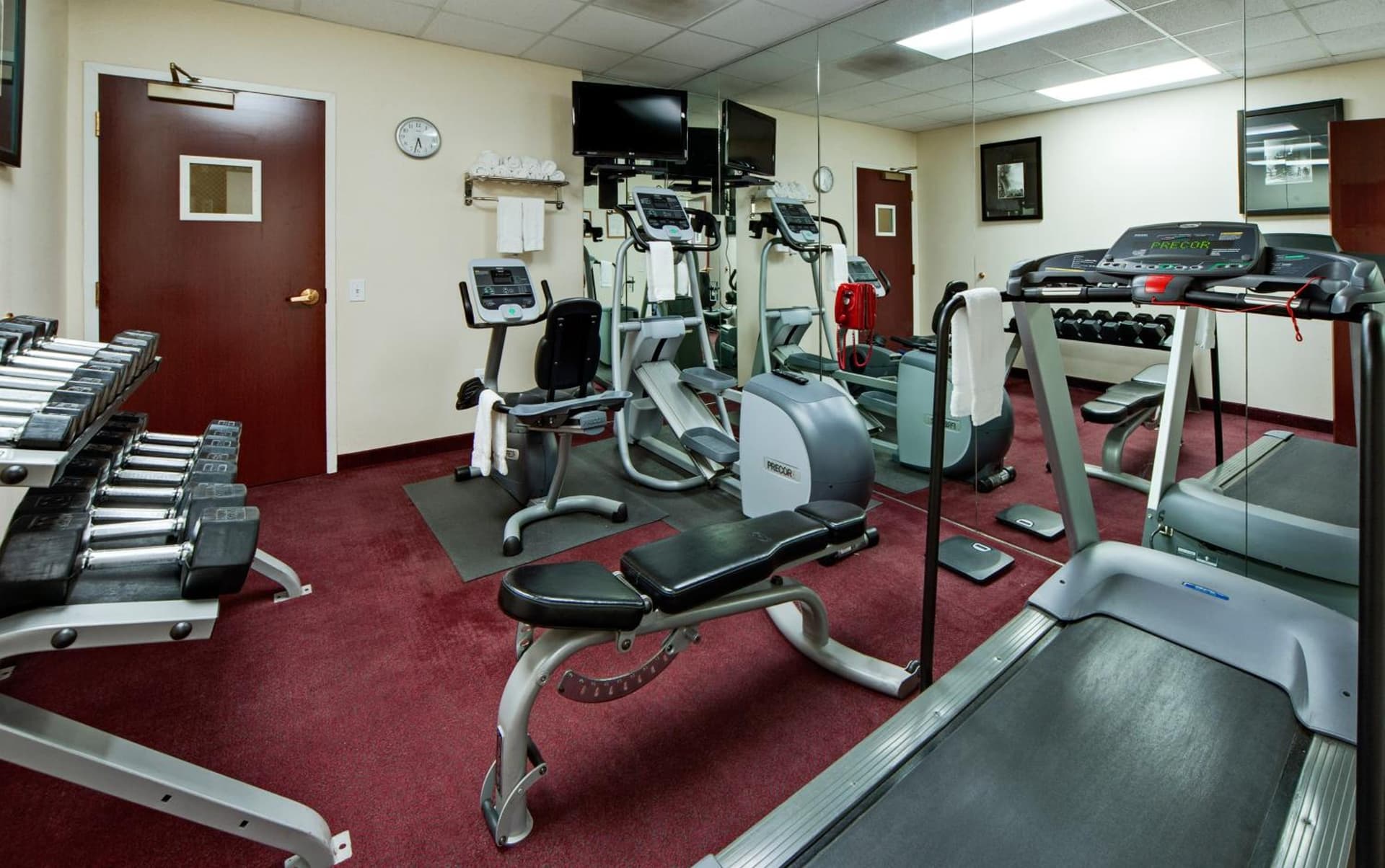 Hawthorn Extended Stay by Wyndham College Station gallery photo in College Station, TX — image 18