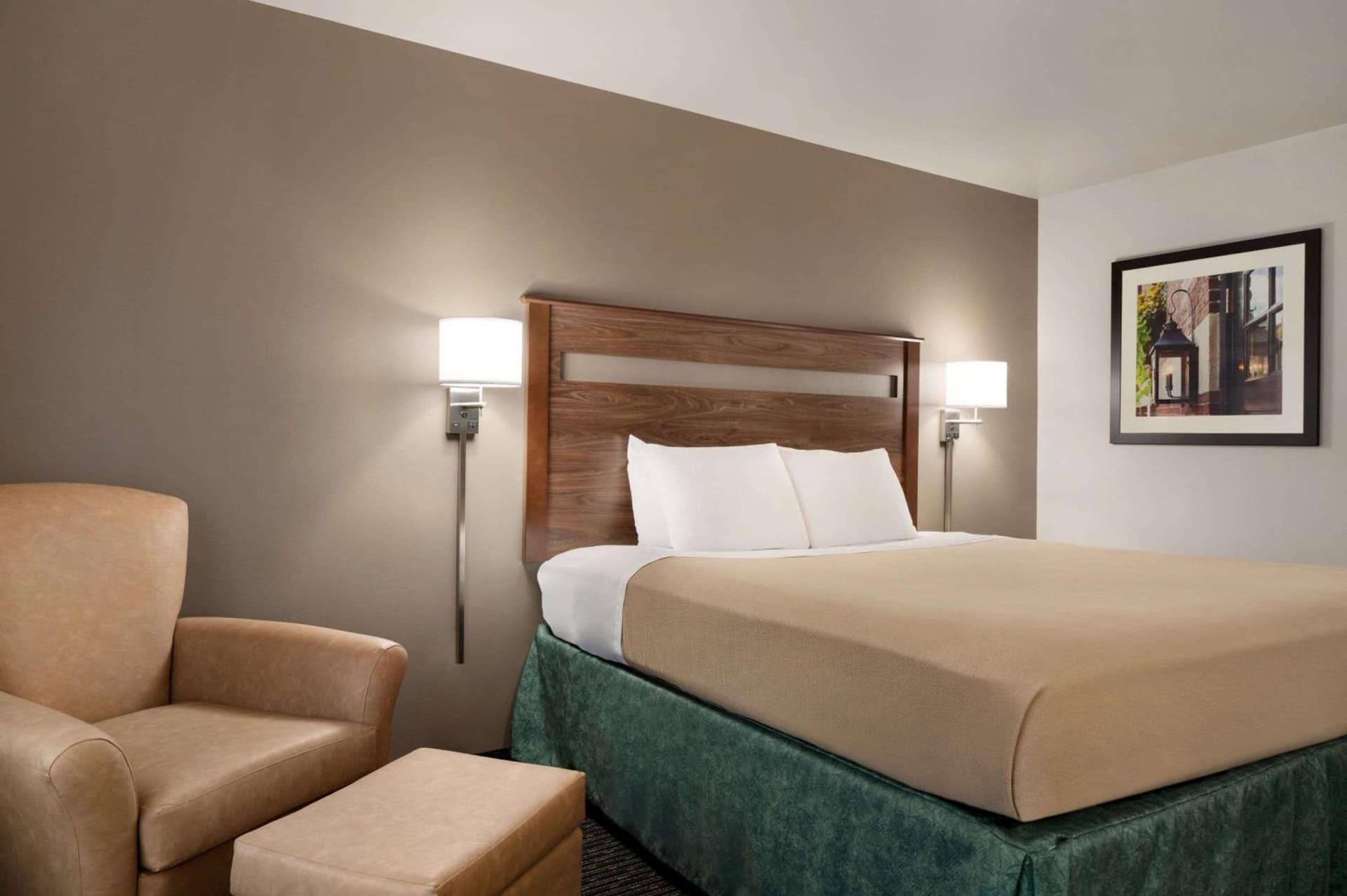 Baymont by Wyndham Buffalo gallery photo in Buffalo, NY — image 48