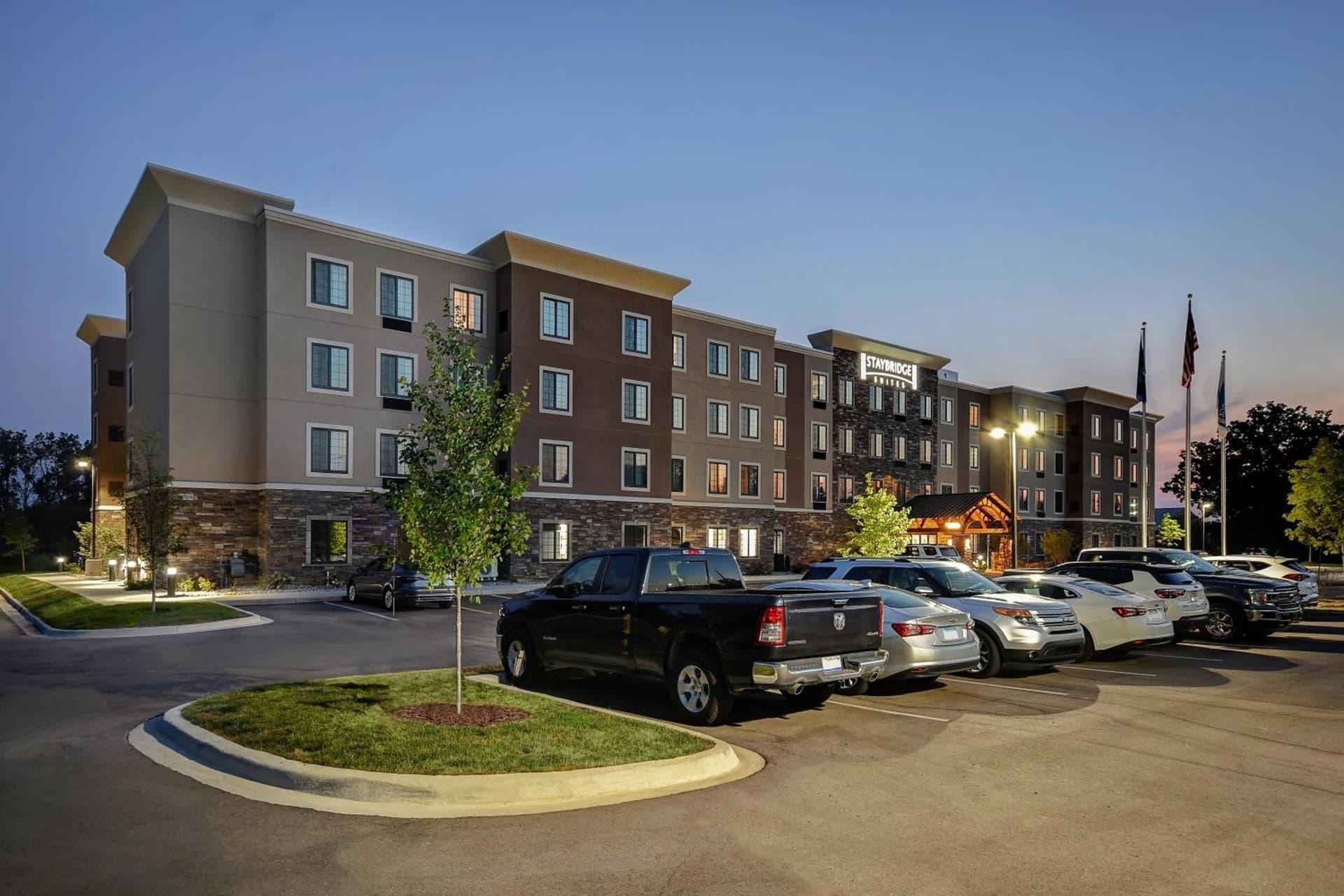 Staybridge Suites - Holland by IHG gallery photo in Holland, MI — image 12