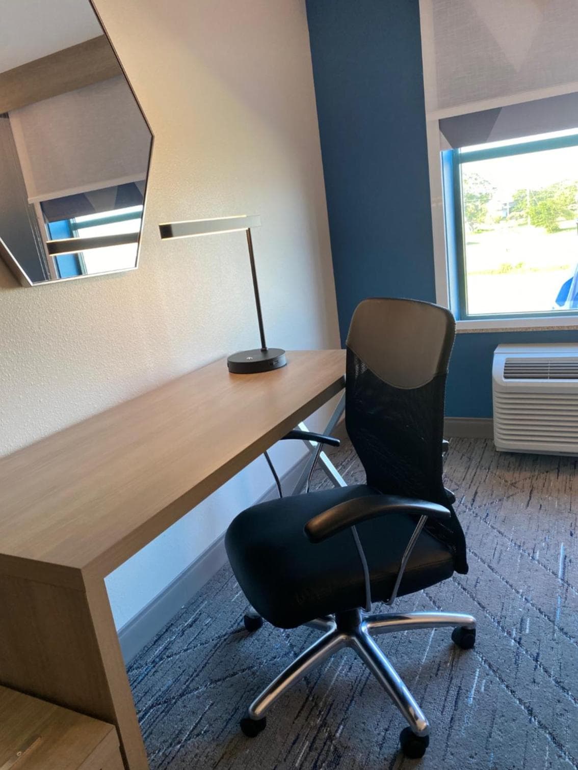Holiday Inn Express - Gulfport Beach by IHG gallery photo in Gulfport, MS — image 73