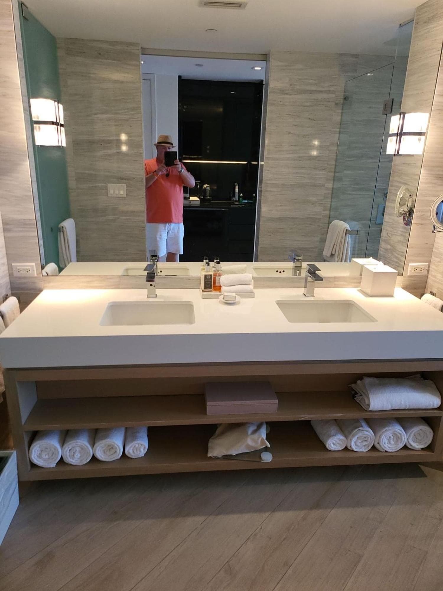 Residences Suite South Beach property views in Miami Beach, FL — gallery photo 3