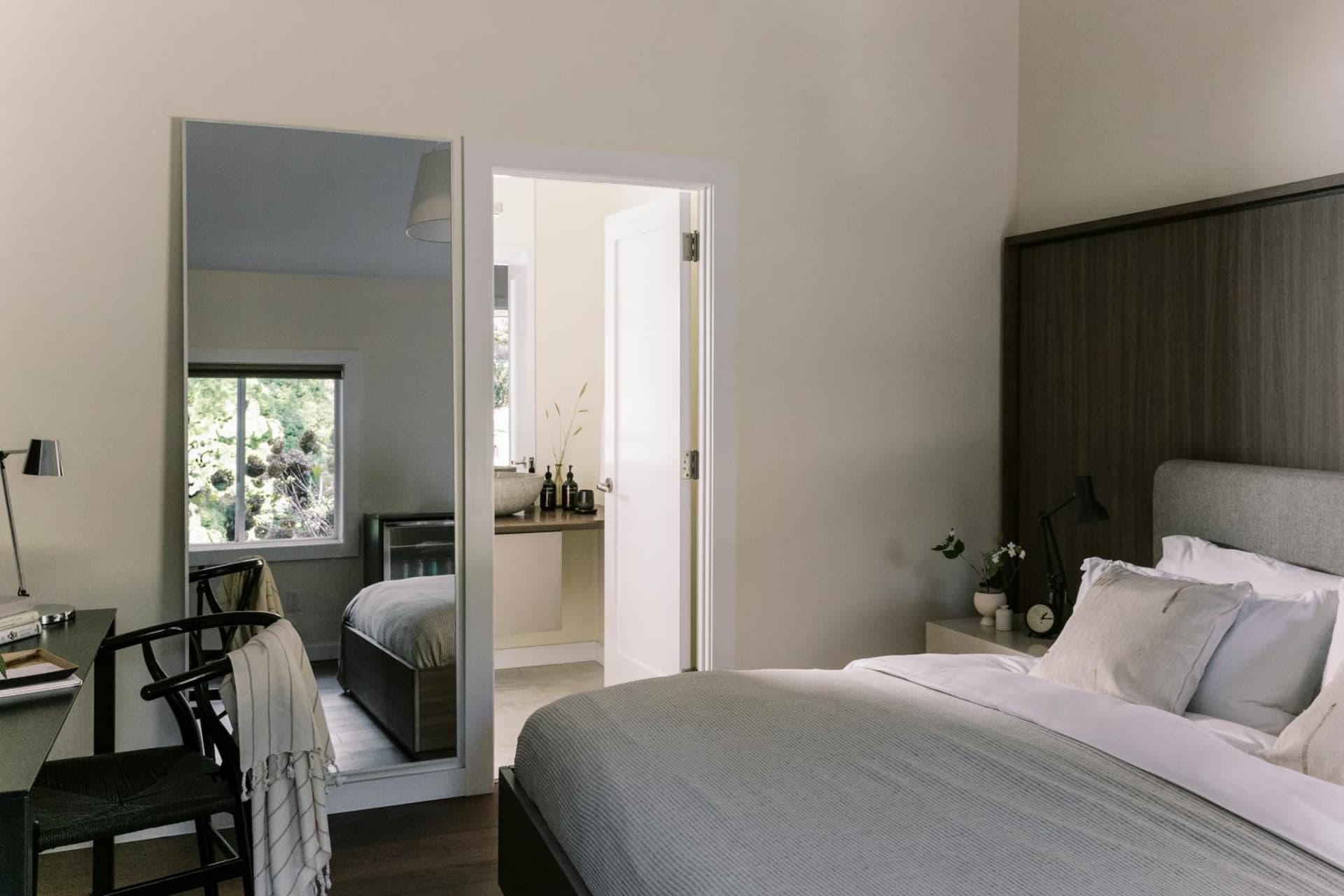 The Roundtree, Amagansett interior in Amagansett, NY — gallery photo 2