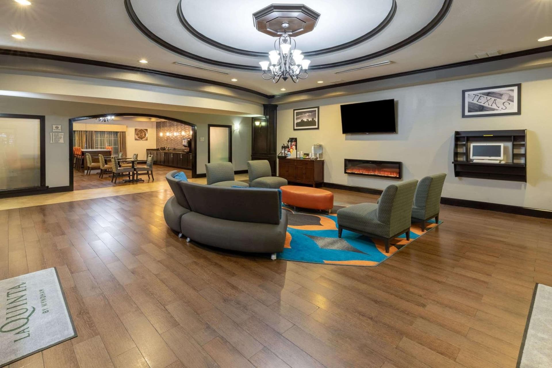La Quinta by Wyndham Fort Worth - Lake Worth gallery photo in Fort Worth, TX — image 89