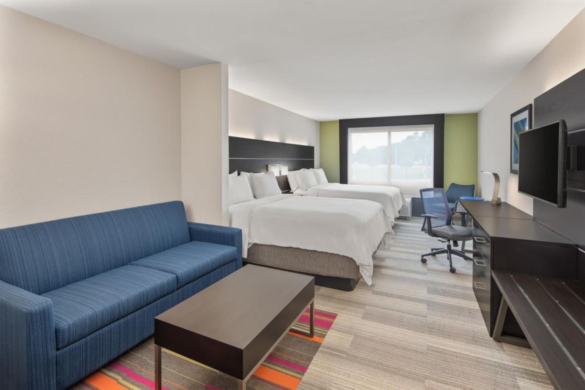 Holiday Inn Express & Suites Pembroke Pines-Sheridan St by IHG interior in Pembroke Pines, FL — gallery photo 2