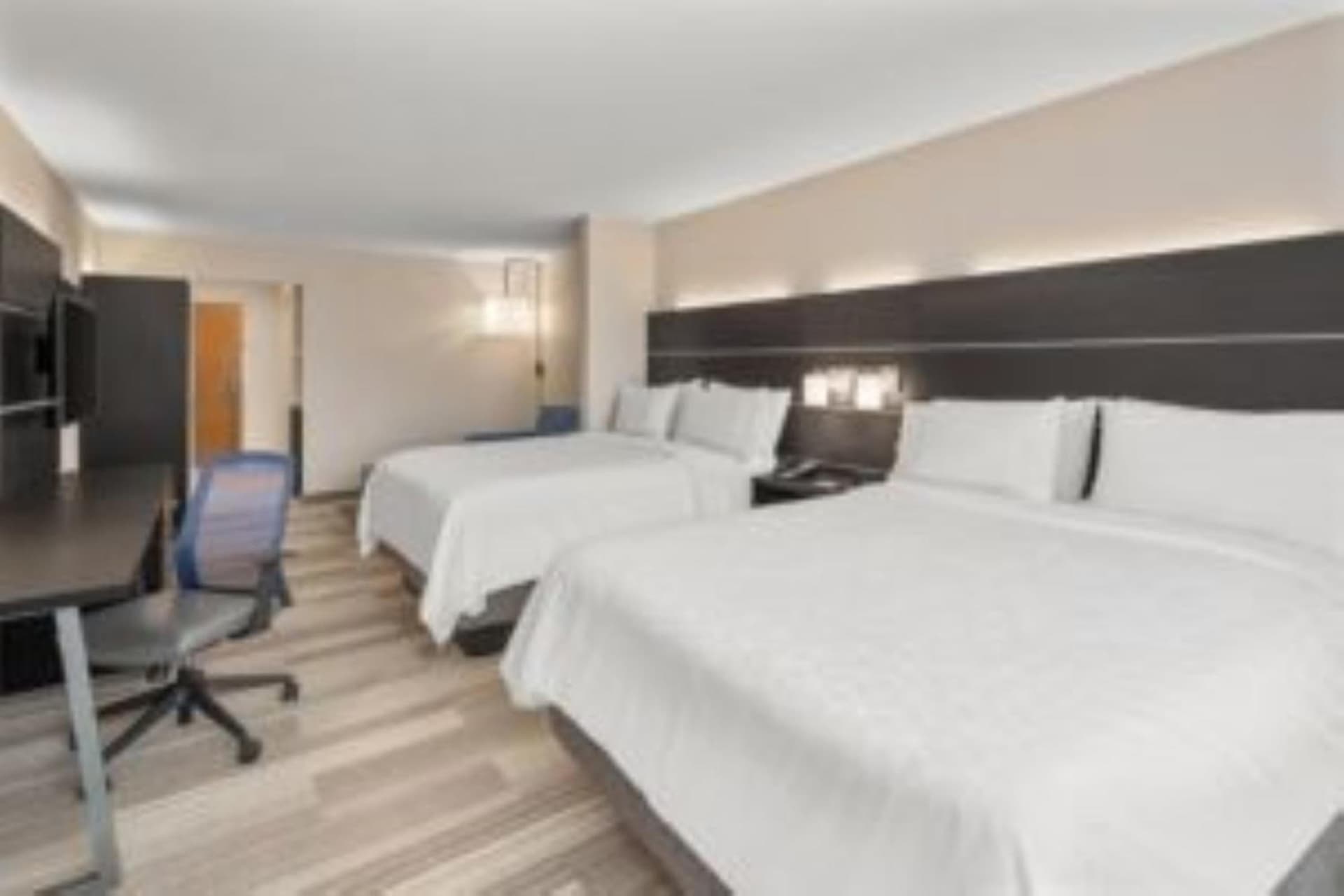 Holiday Inn Express & Suites Pembroke Pines-Sheridan St by IHG gallery photo in Pembroke Pines, FL — image 40