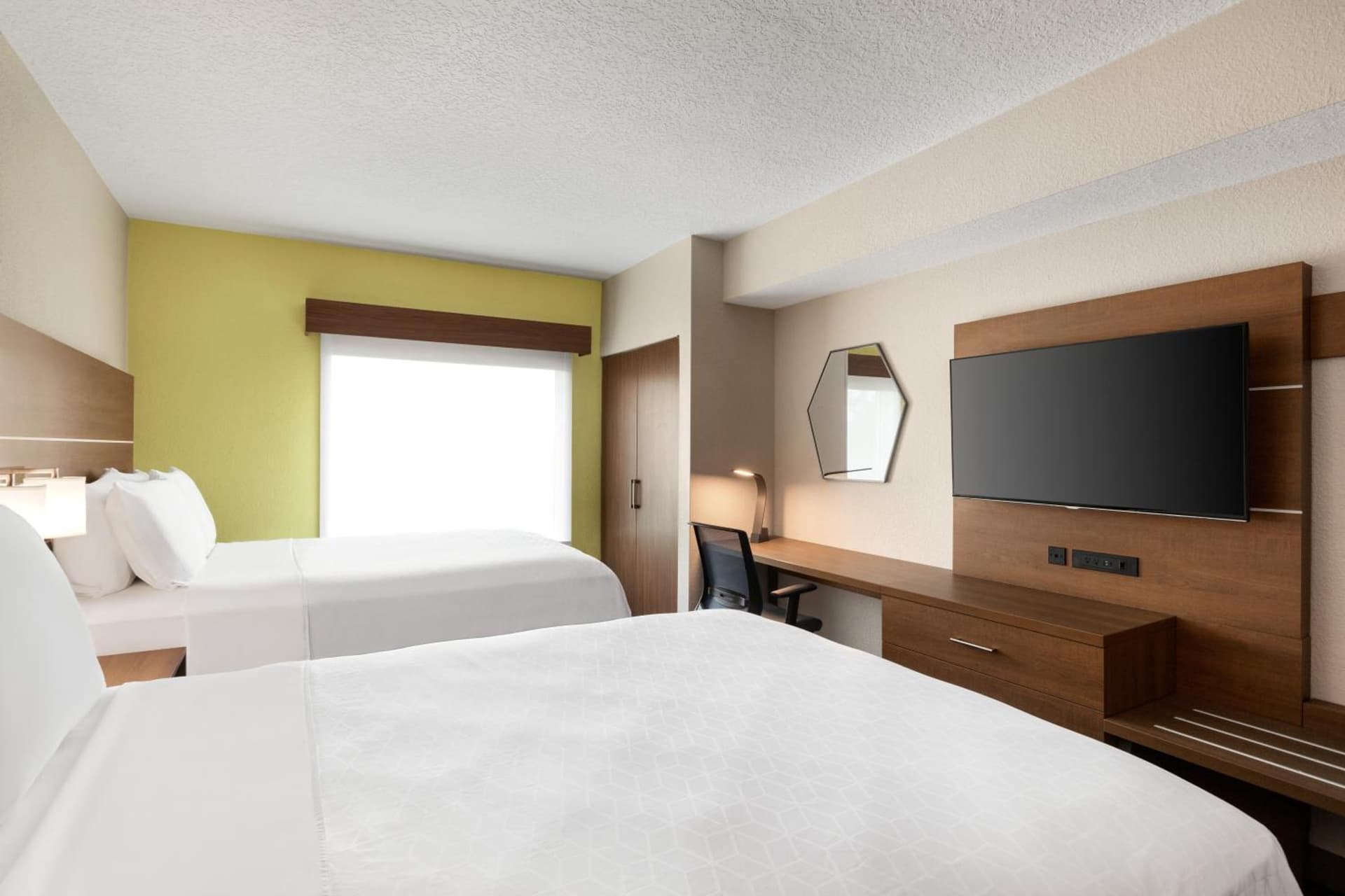 Holiday Inn Express & Suites Pembroke Pines-Sheridan St by IHG gallery photo in Pembroke Pines, FL — image 38