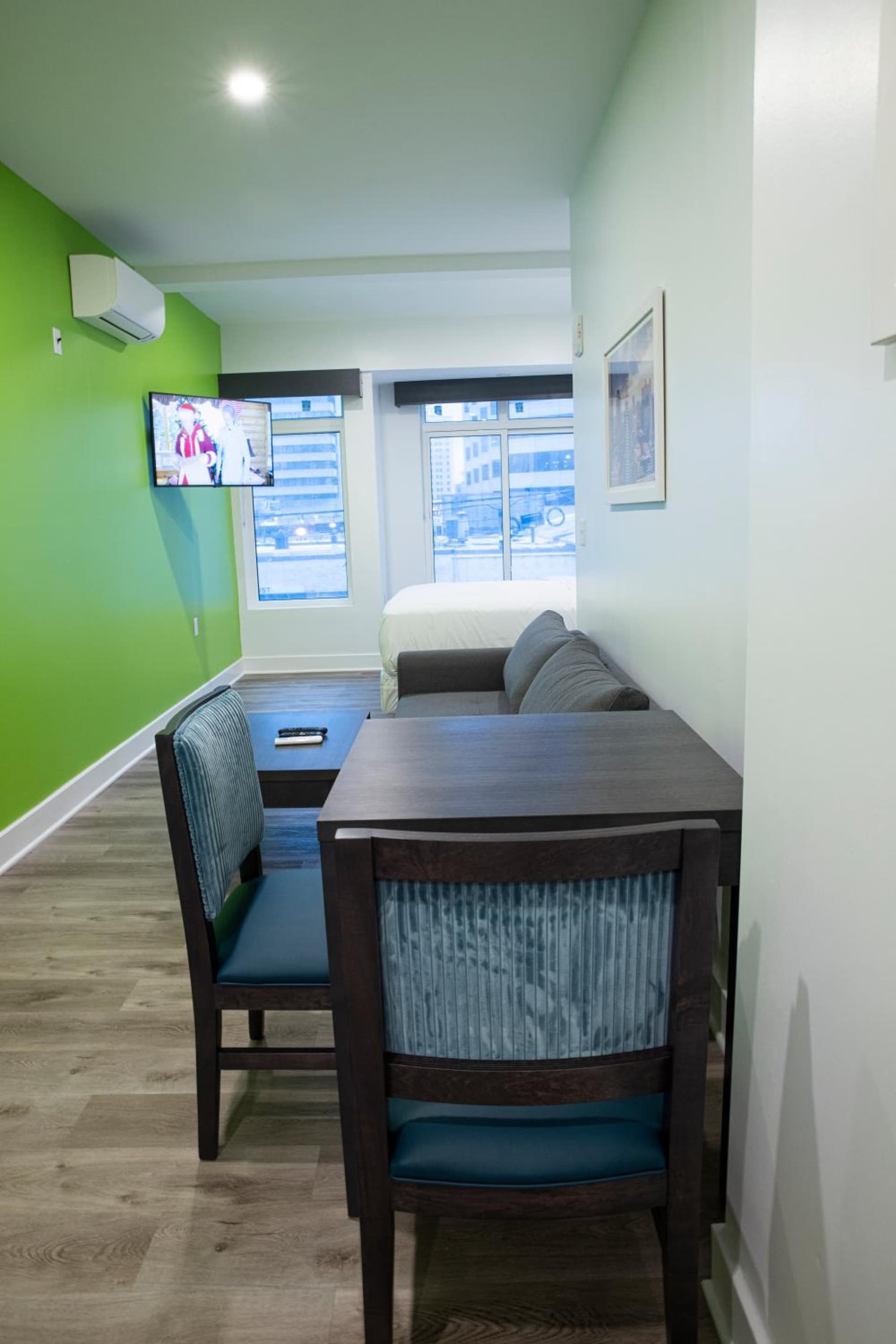 Peachtree Suites gallery photo in Jersey City, NJ — image 20