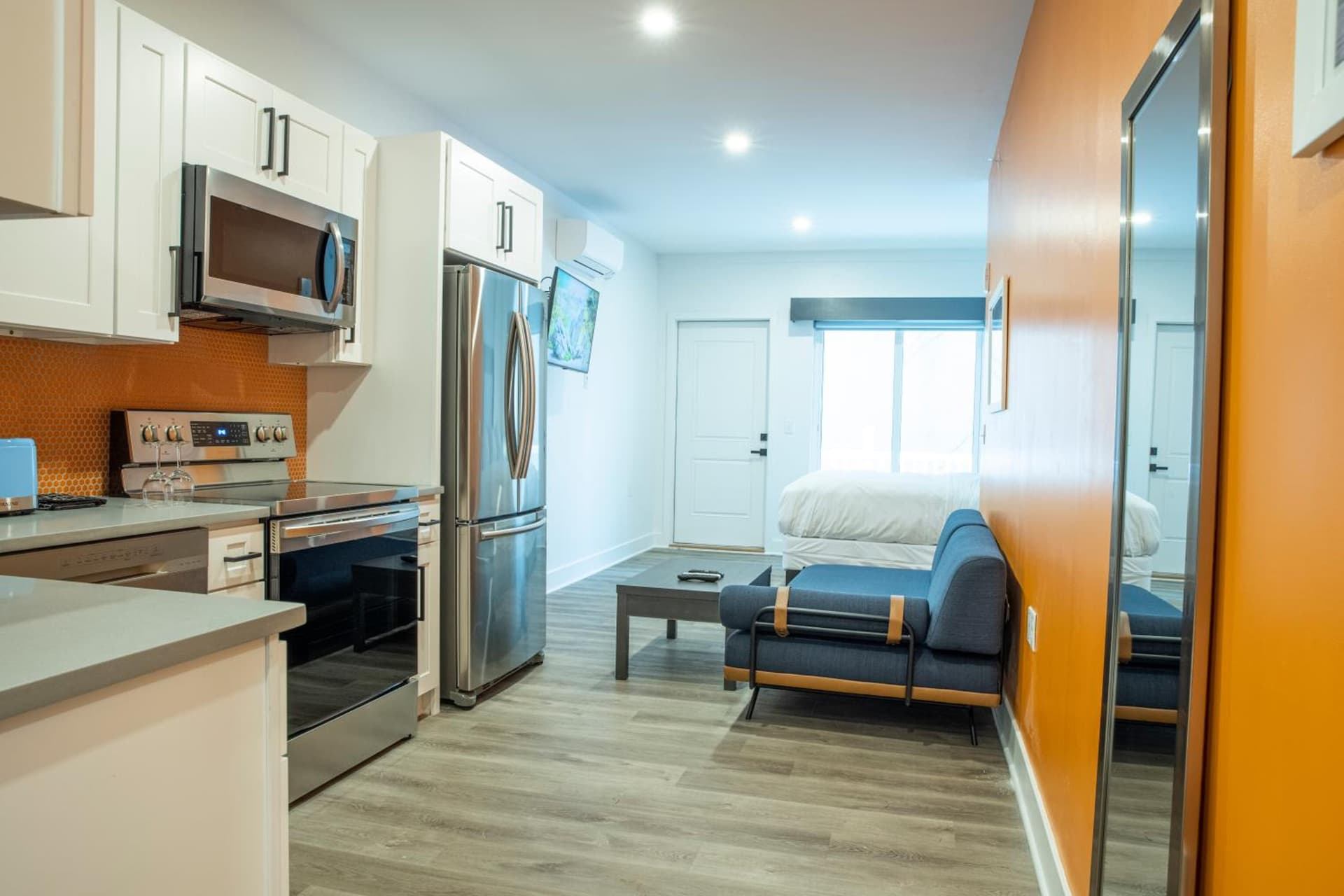 Peachtree Suites gallery photo in Jersey City, NJ — image 6