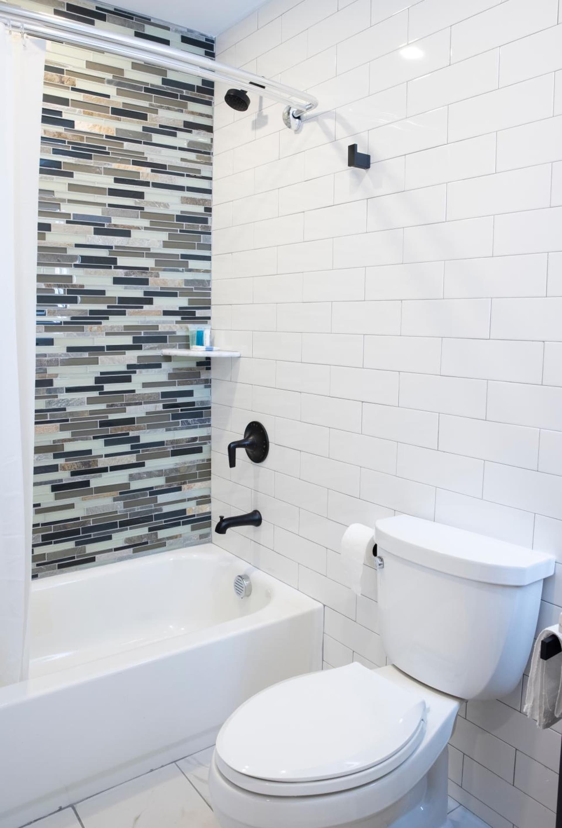 Peachtree Suites gallery photo in Jersey City, NJ — image 5