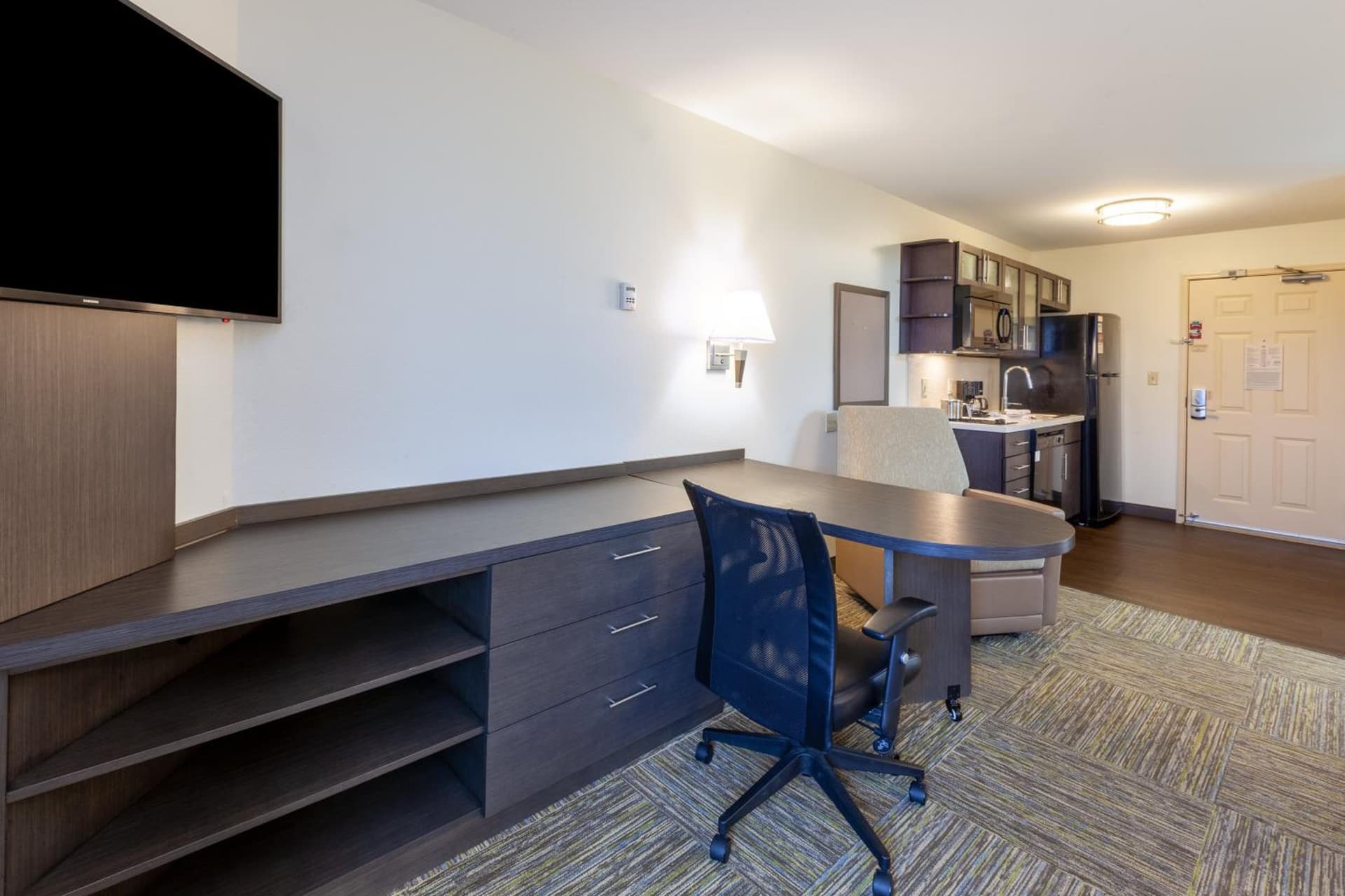 Candlewood Suites Kalamazoo by IHG gallery photo in Kalamazoo, MI — image 24