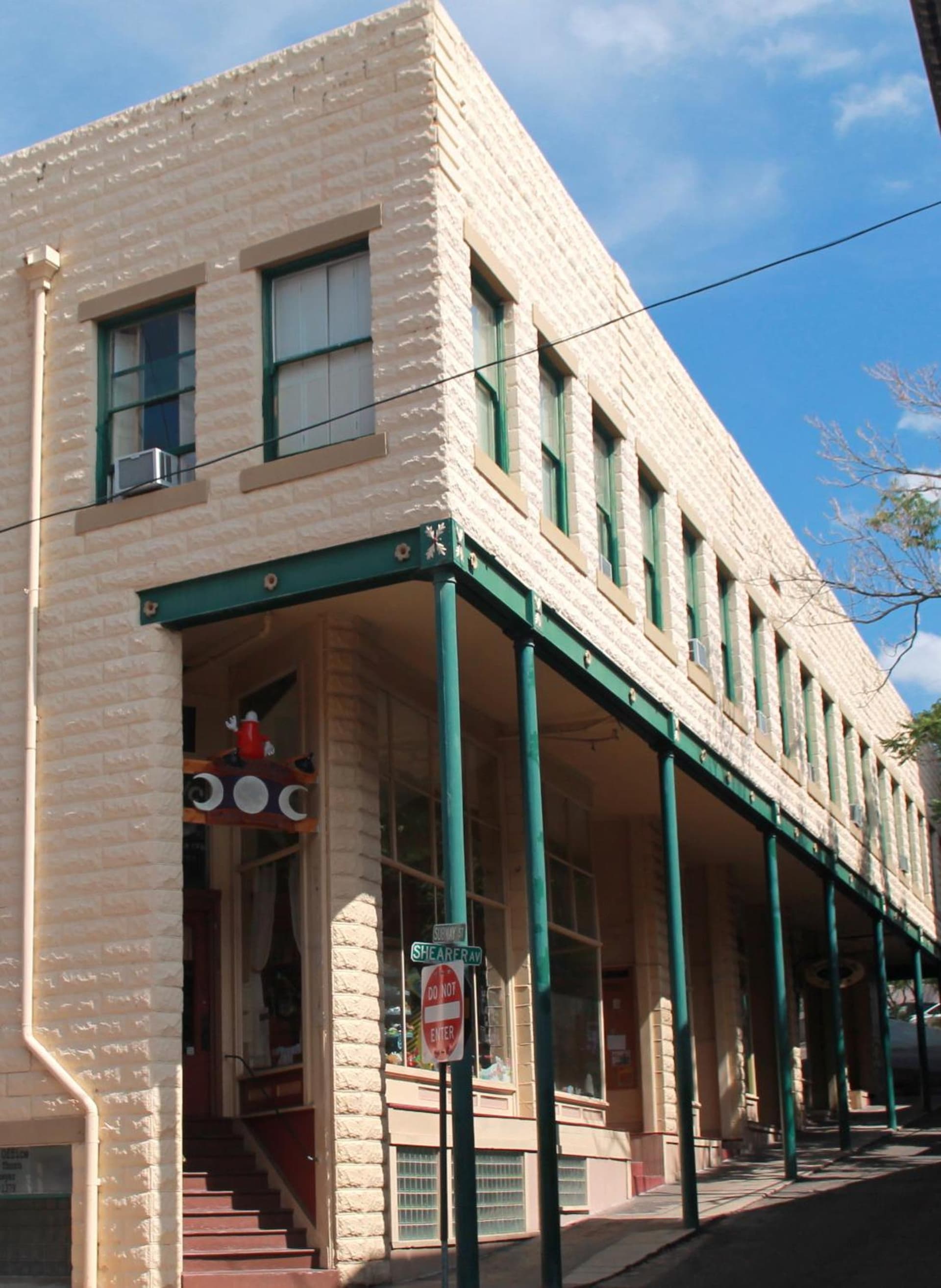 Canyon Rose Hotel interior in Bisbee, AZ — gallery photo 2