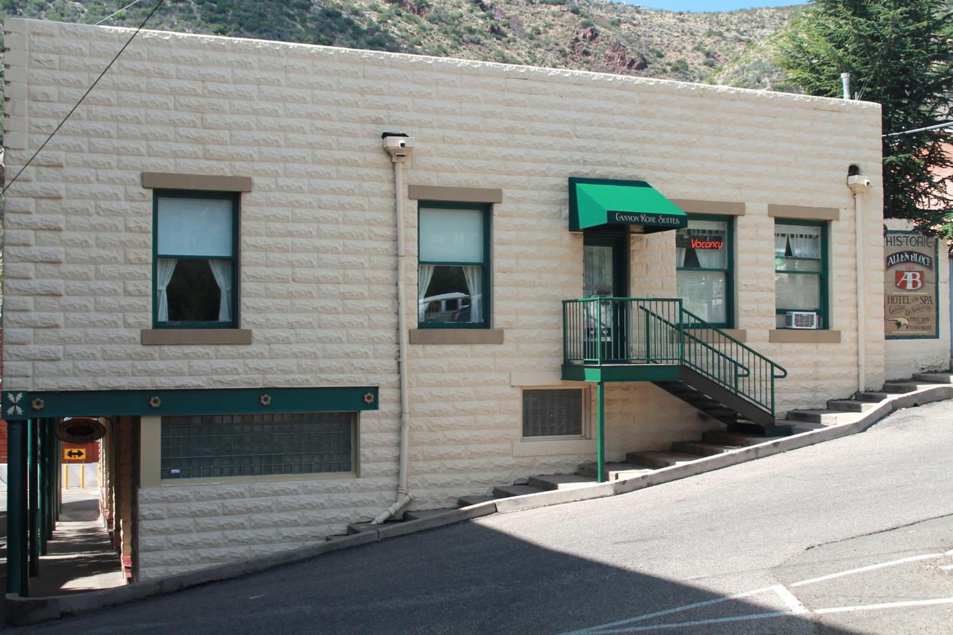Canyon Rose Hotel property views in Bisbee, AZ — gallery photo 3