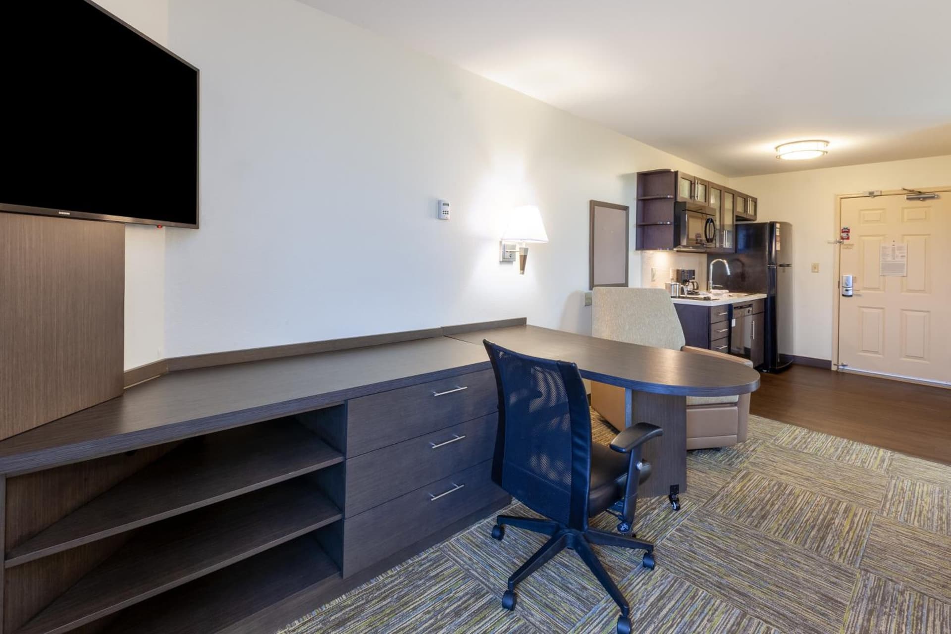 Candlewood Suites Kalamazoo by IHG gallery photo in Kalamazoo, MI — image 8