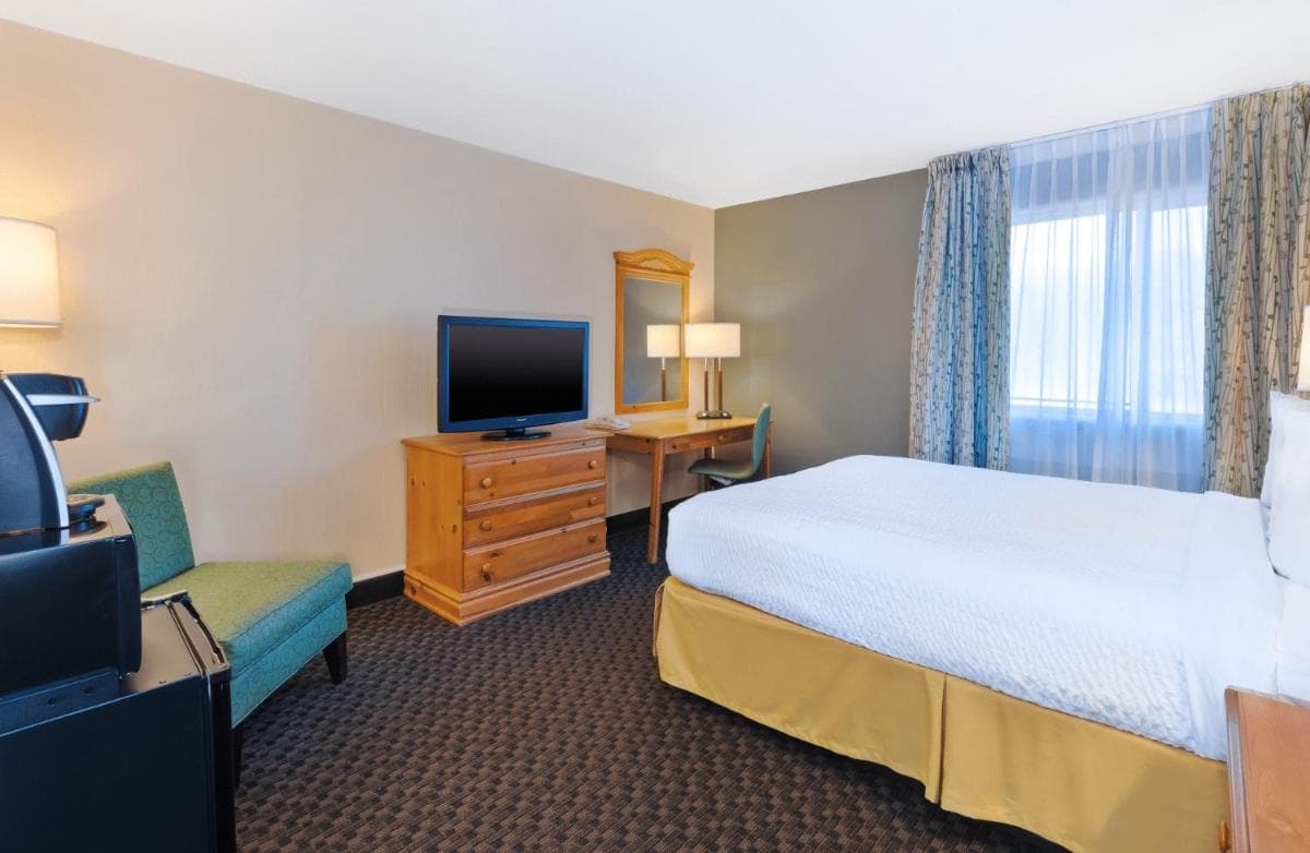 Clarion Hotel Seekonk - Providence gallery photo in Seekonk, MA — image 11