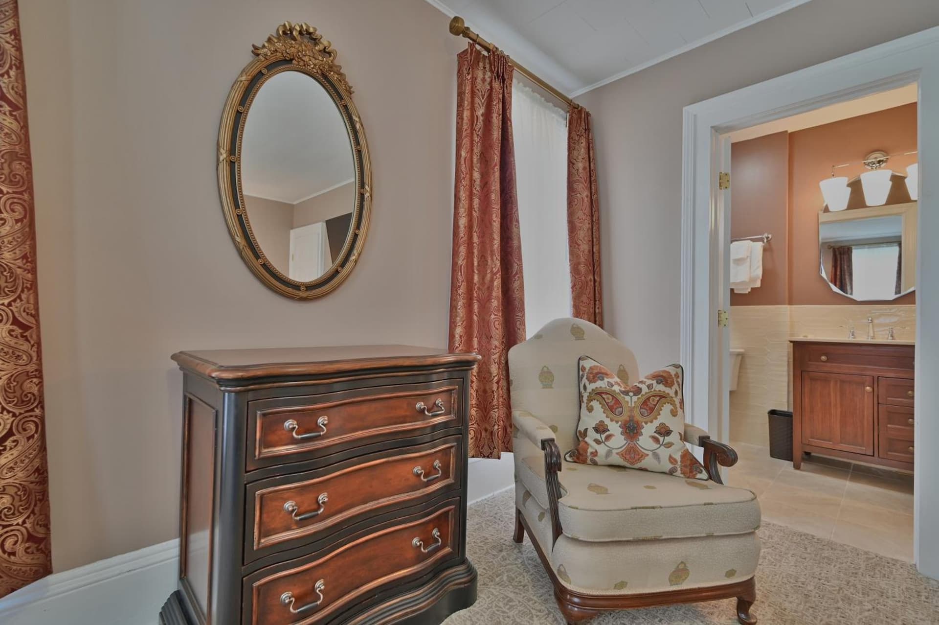 Tom Quick Inn gallery photo in Milford, PA — image 83