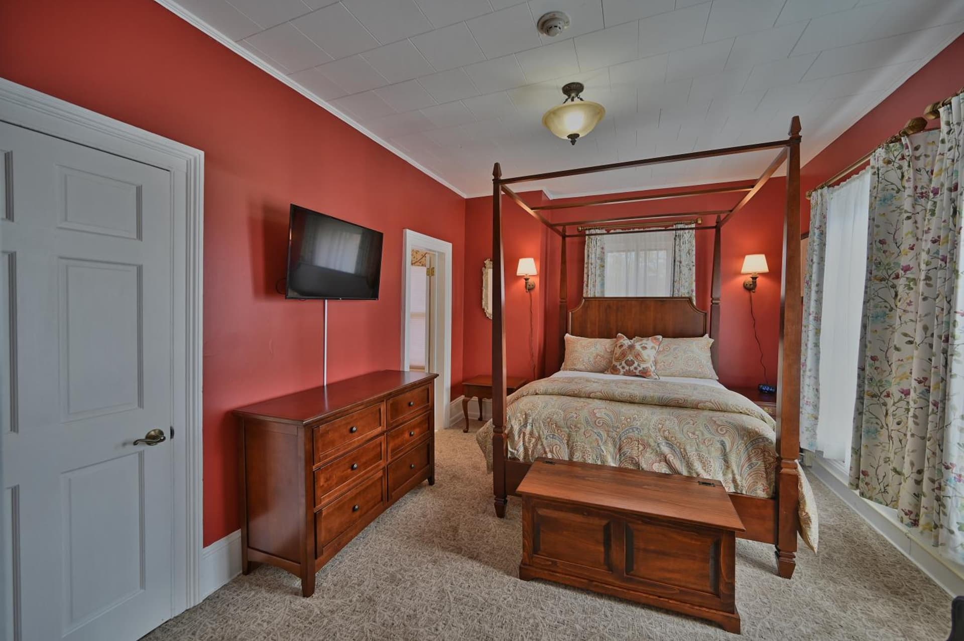 Tom Quick Inn gallery photo in Milford, PA — image 59