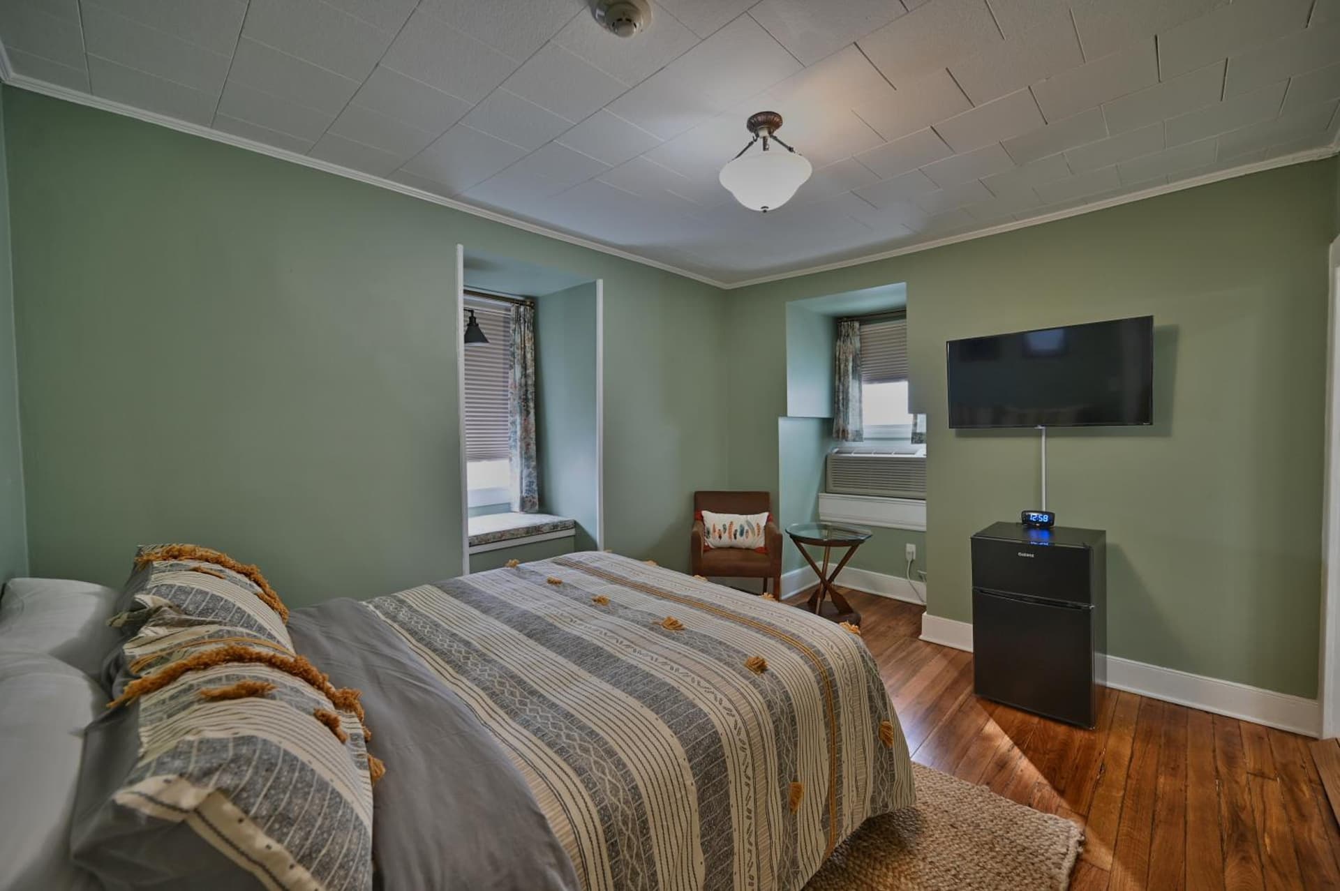 Tom Quick Inn gallery photo in Milford, PA — image 67