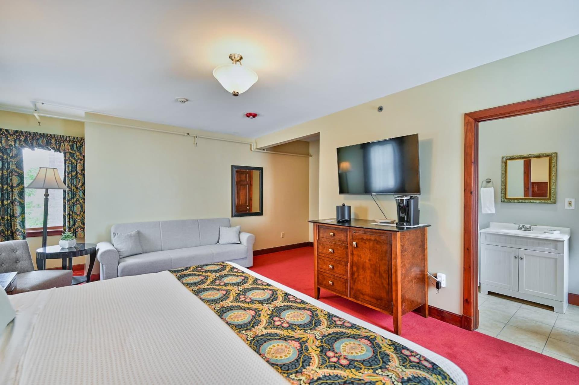 Tom Quick Inn gallery photo in Milford, PA — image 13