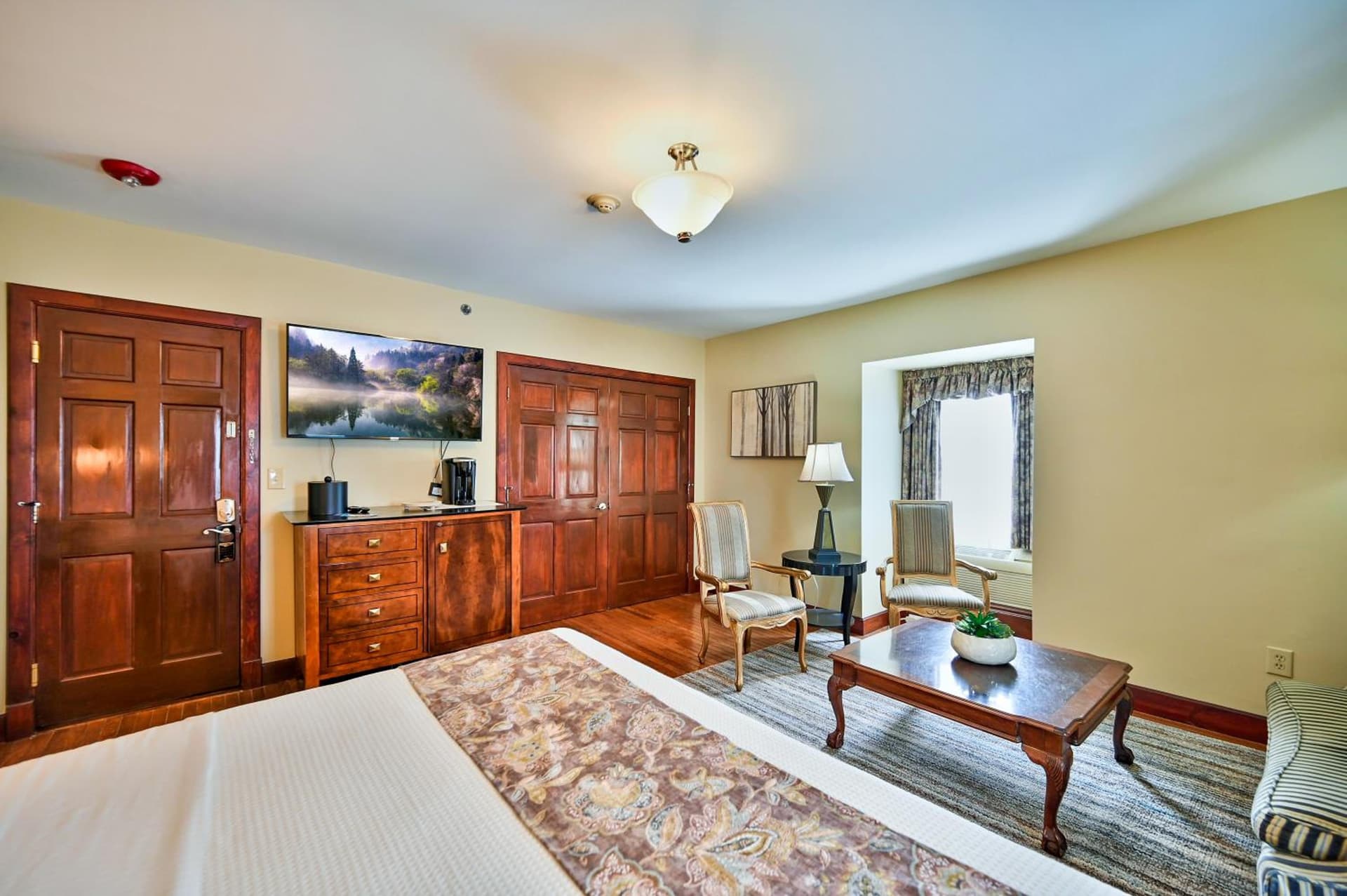 Tom Quick Inn gallery photo in Milford, PA — image 70