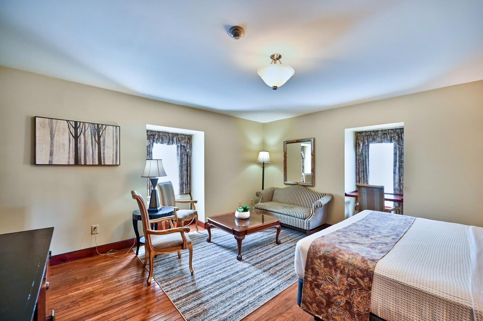 Tom Quick Inn gallery photo in Milford, PA — image 77