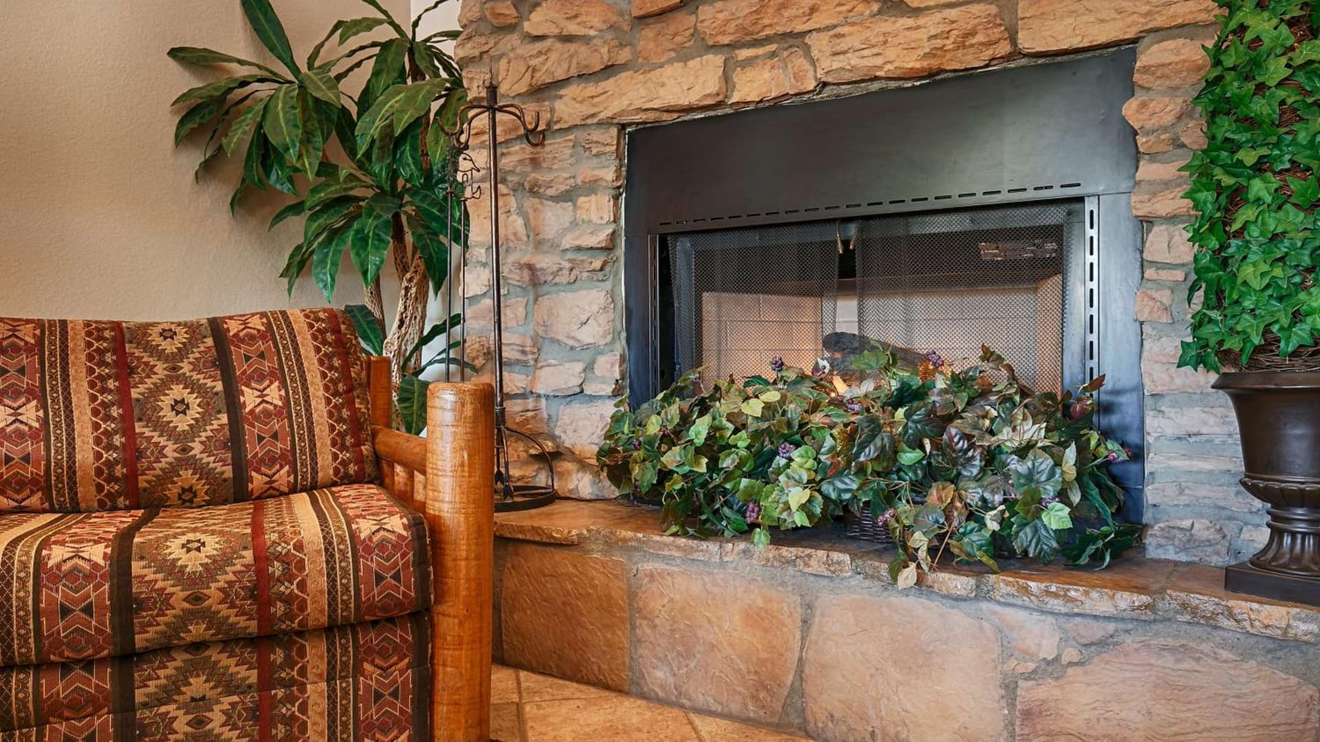 Best Western Gold Canyon Inn & Suites gallery photo in Gold Canyon, AZ — image 5
