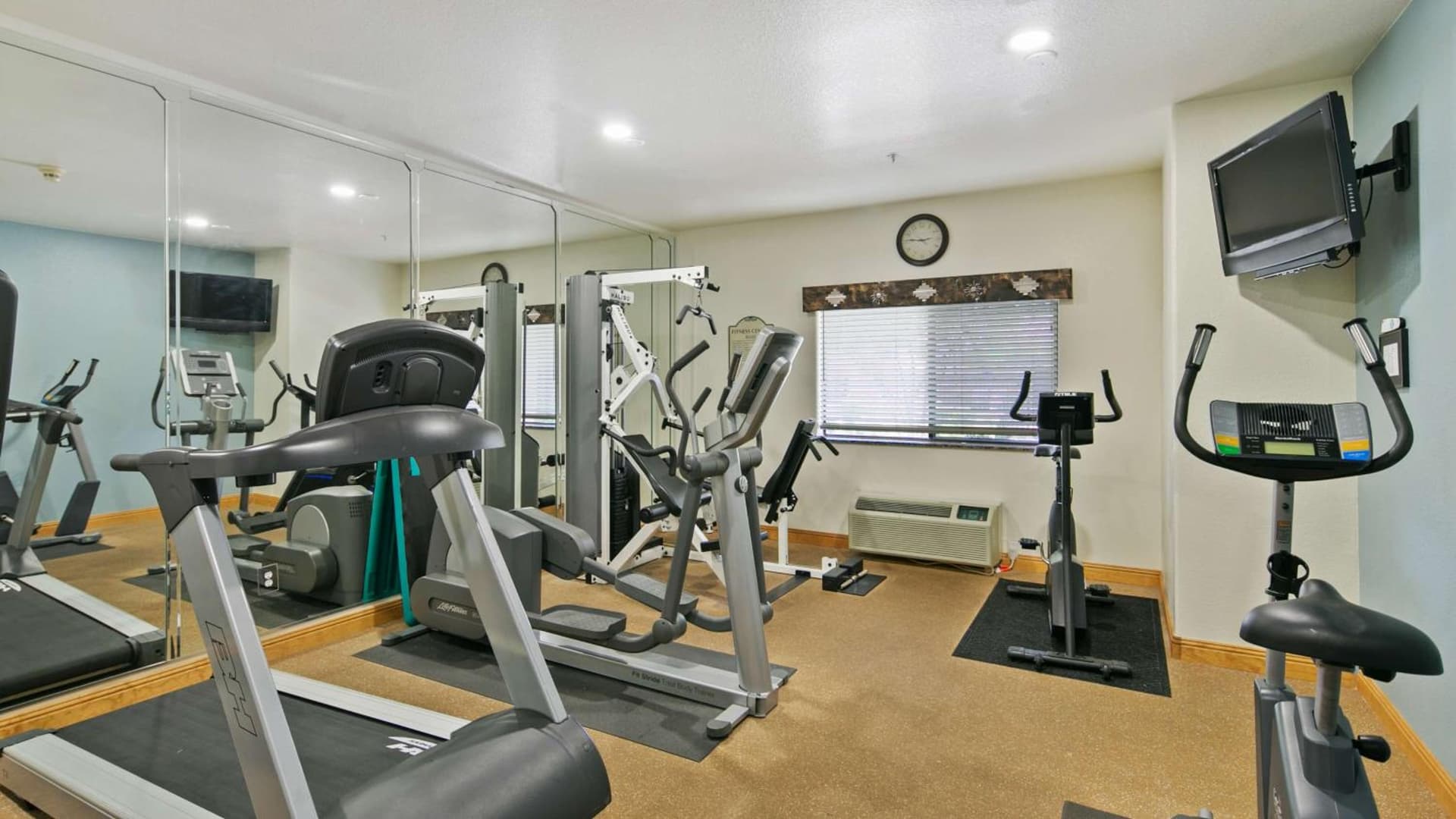 Best Western Gold Canyon Inn & Suites gallery photo in Gold Canyon, AZ — image 63