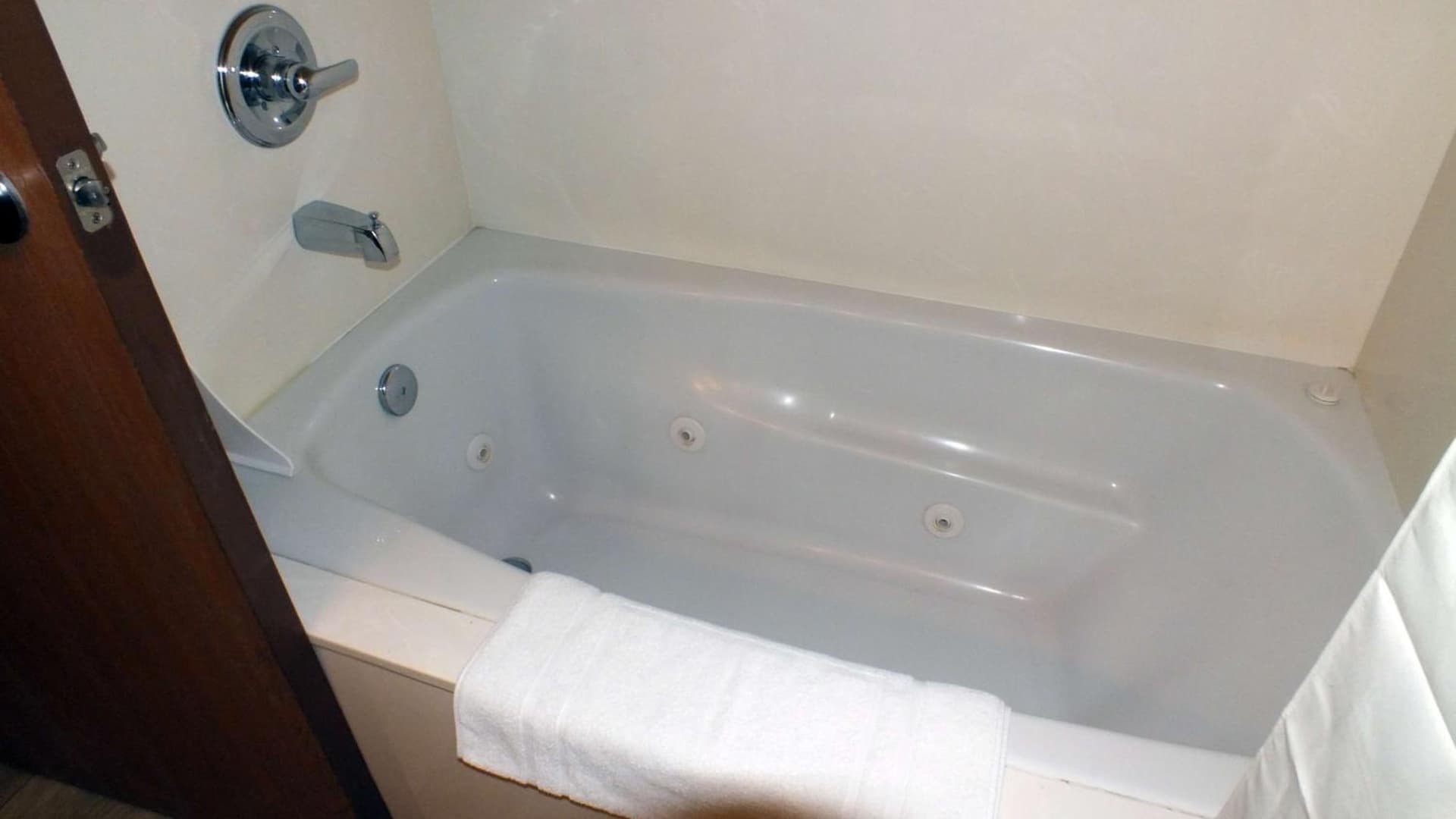 Best Western Gold Canyon Inn & Suites gallery photo in Gold Canyon, AZ — image 46