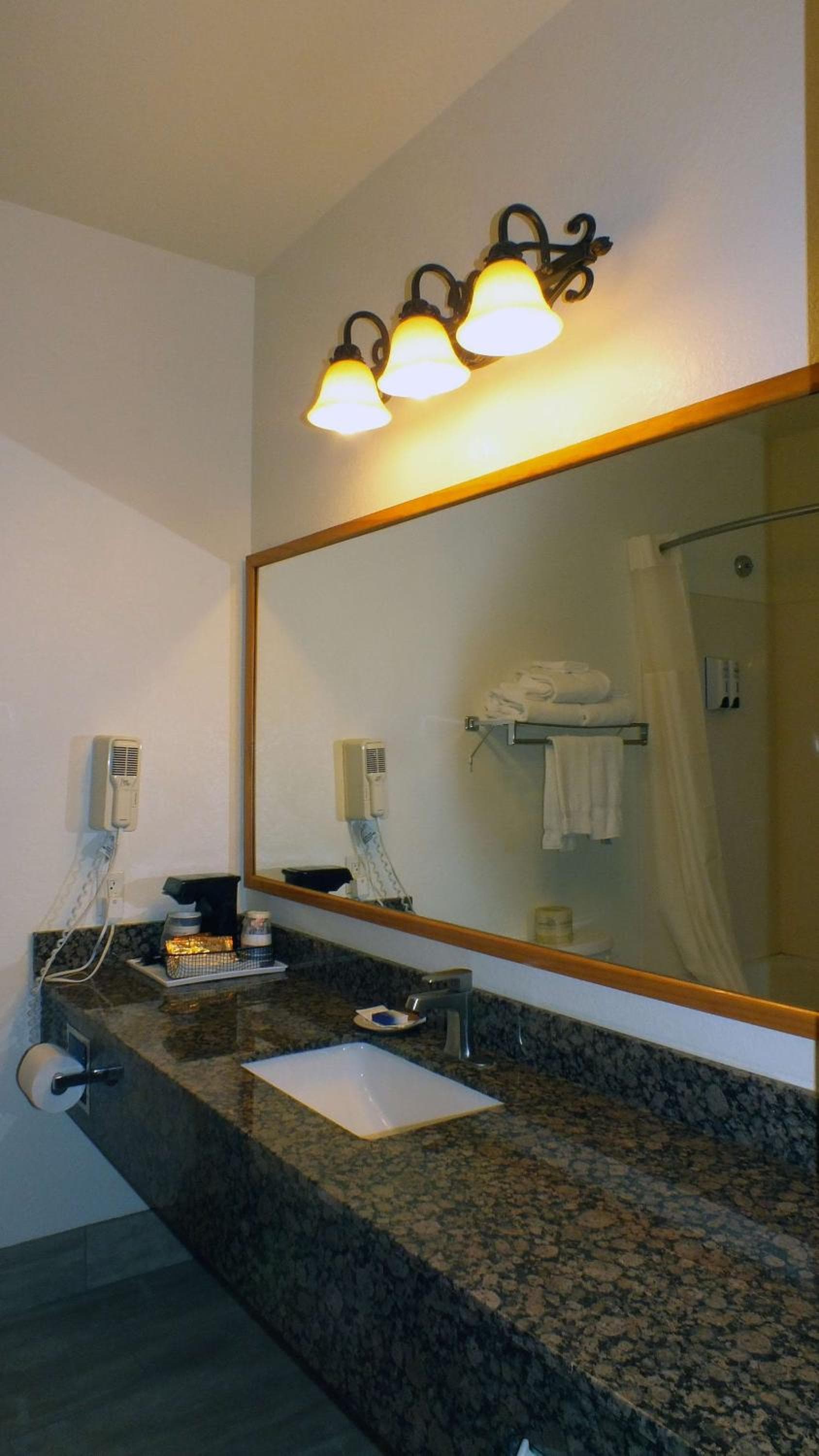 Best Western Gold Canyon Inn & Suites gallery photo in Gold Canyon, AZ — image 55