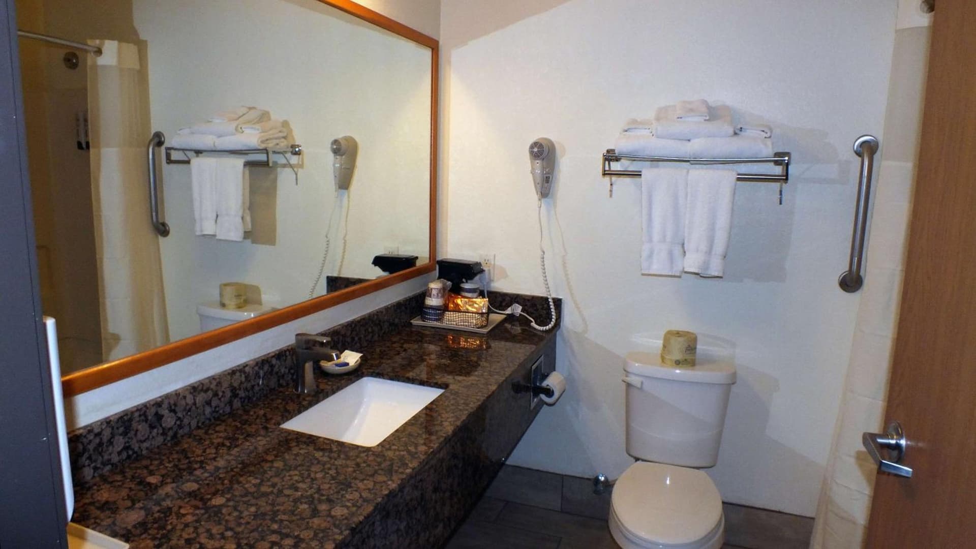 Best Western Gold Canyon Inn & Suites gallery photo in Gold Canyon, AZ — image 22