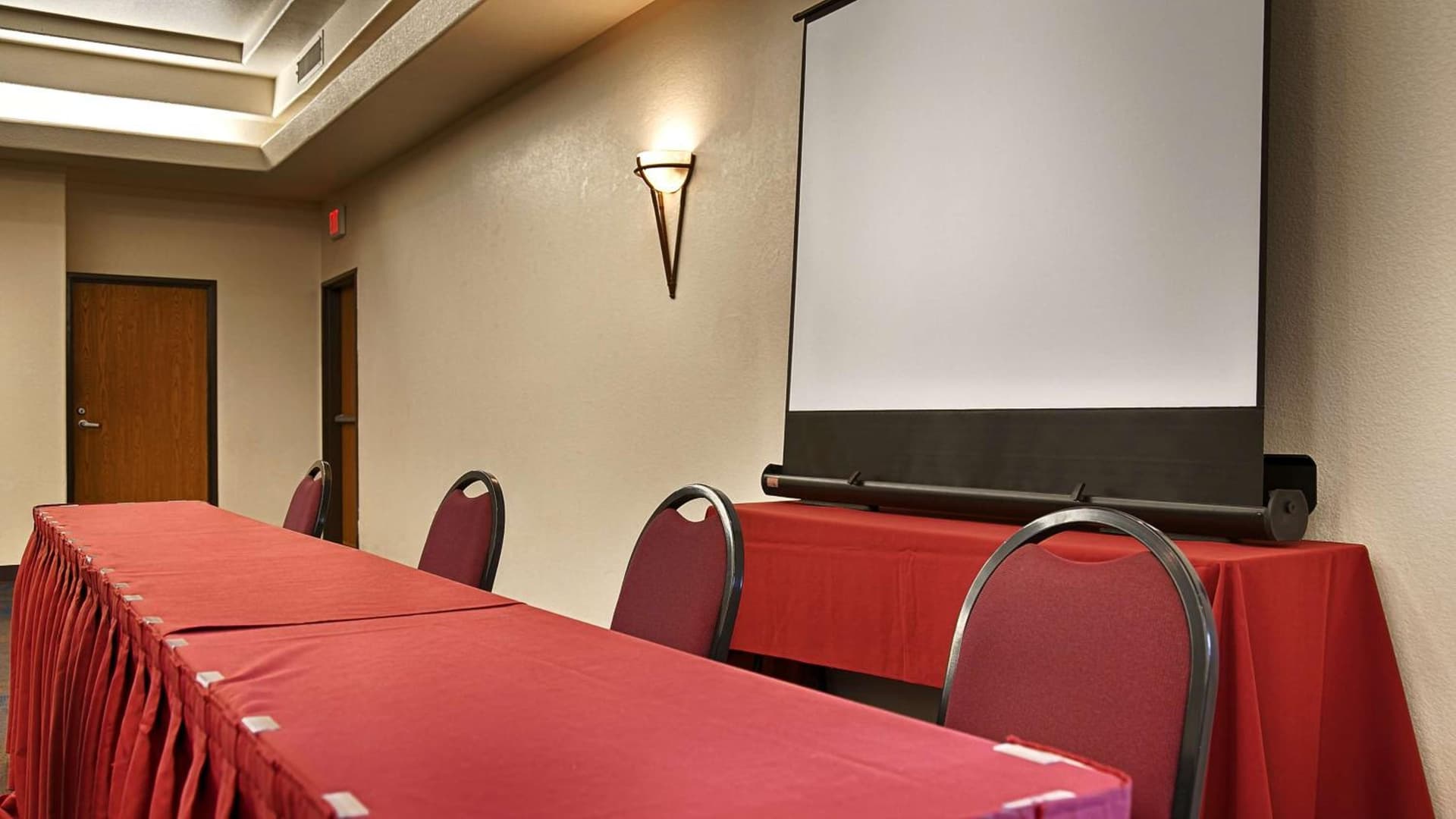 Best Western Gold Canyon Inn & Suites gallery photo in Gold Canyon, AZ — image 43