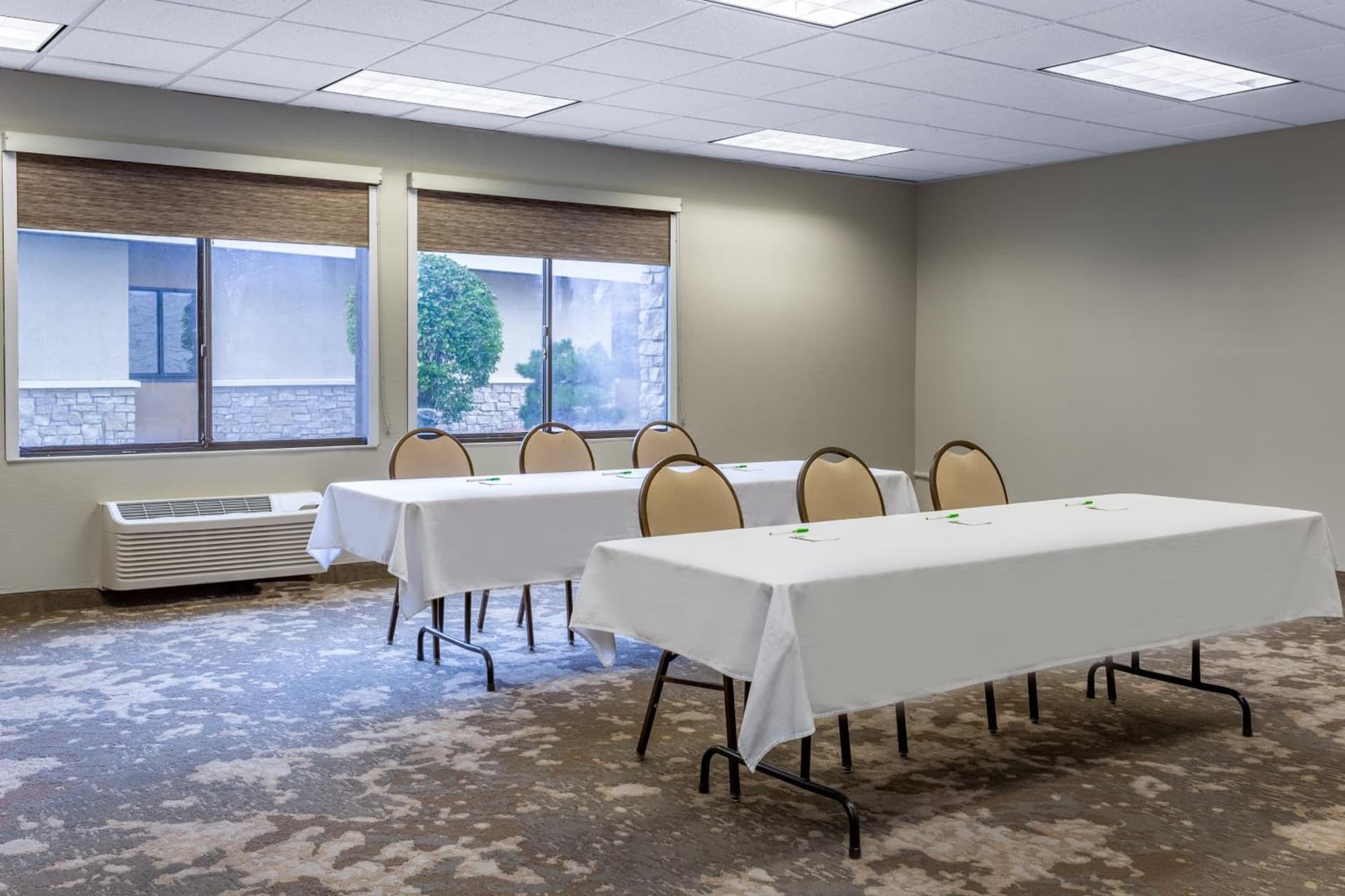 Holiday Inn Rockford I-90&Rt 20 State St by IHG gallery photo in Rockford, IL — image 35