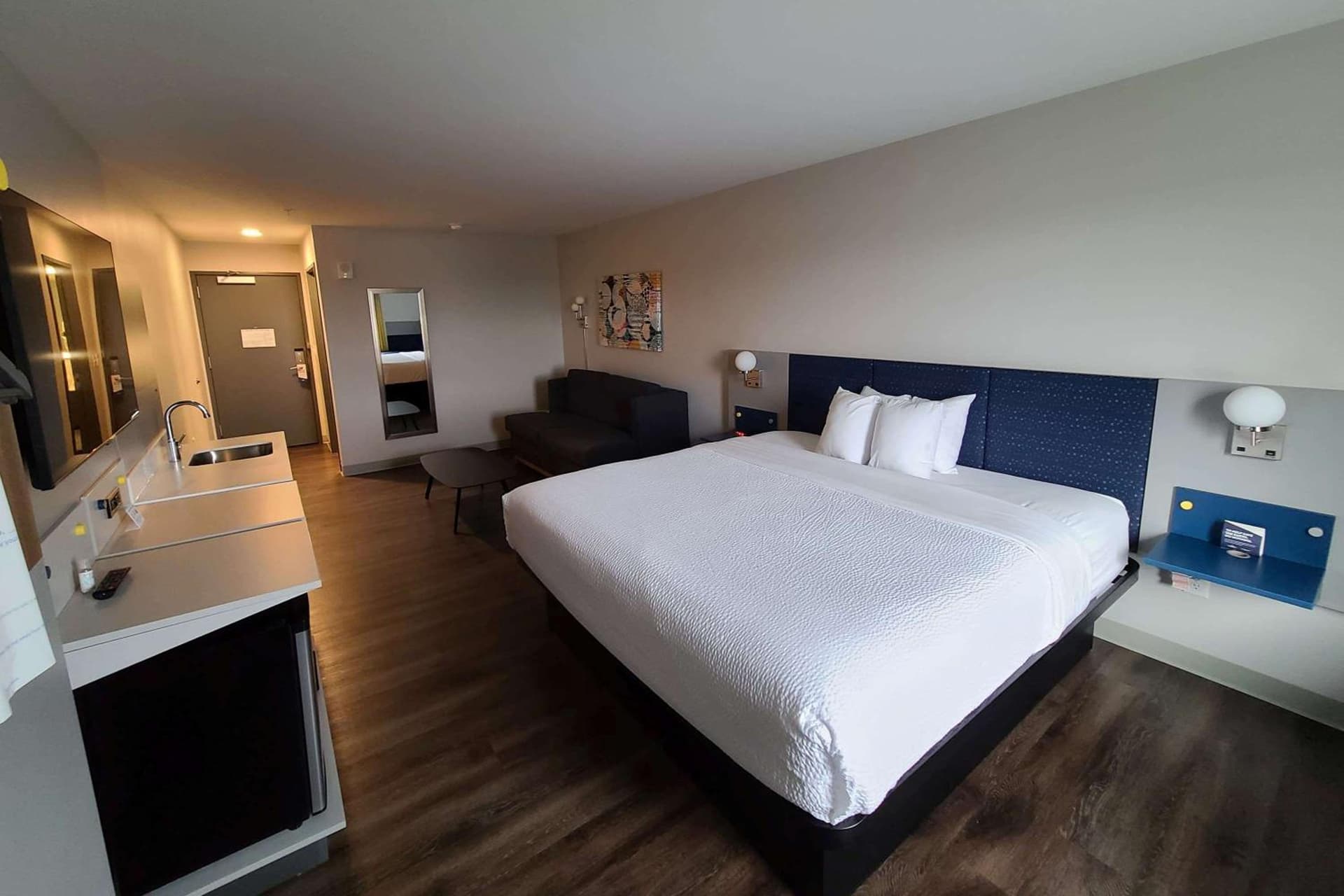 Microtel Inn & Suites by Wyndham Milford gallery photo in Milford, DE — image 21
