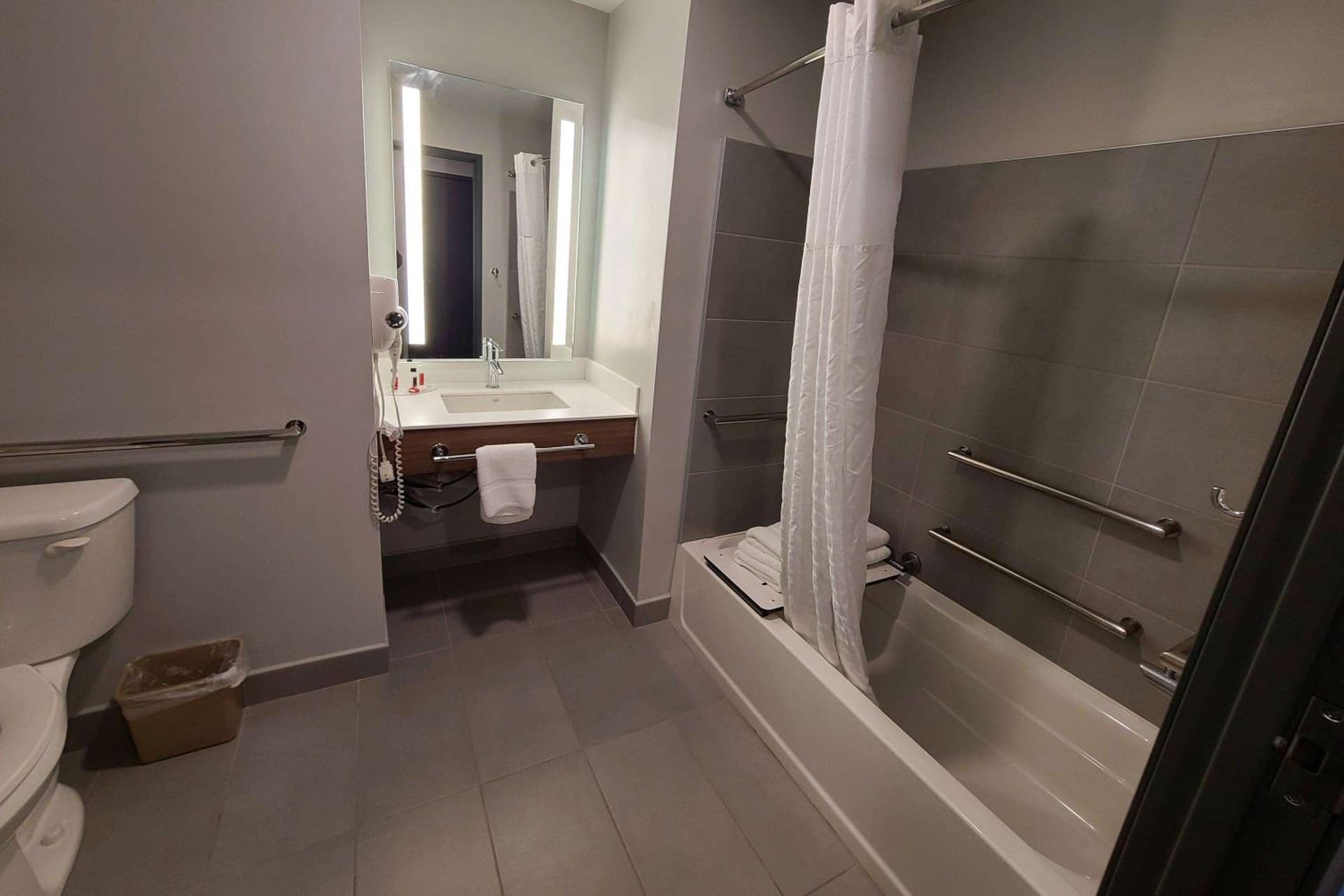 Microtel Inn & Suites by Wyndham Milford gallery photo in Milford, DE — image 7