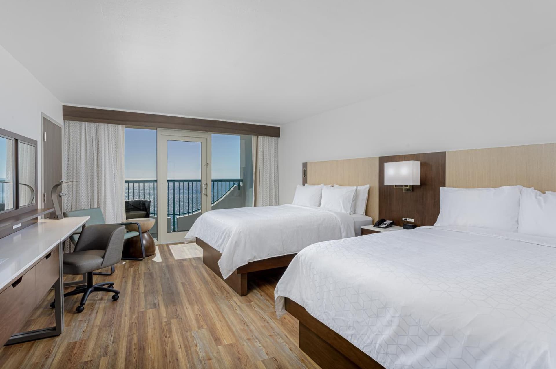 Holiday Inn Express Pensacola Beach by IHG gallery photo in Pensacola Beach, FL — image 27