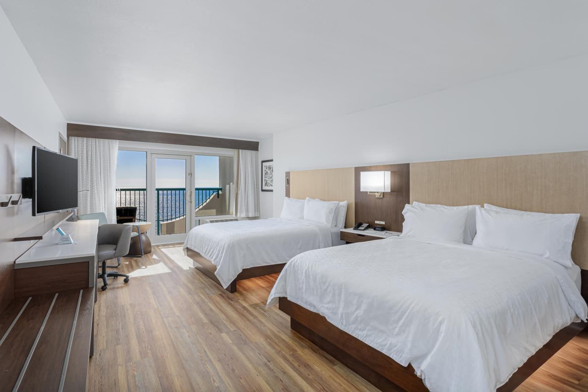 Holiday Inn Express Pensacola Beach by IHG gallery photo in Pensacola Beach, FL — image 25