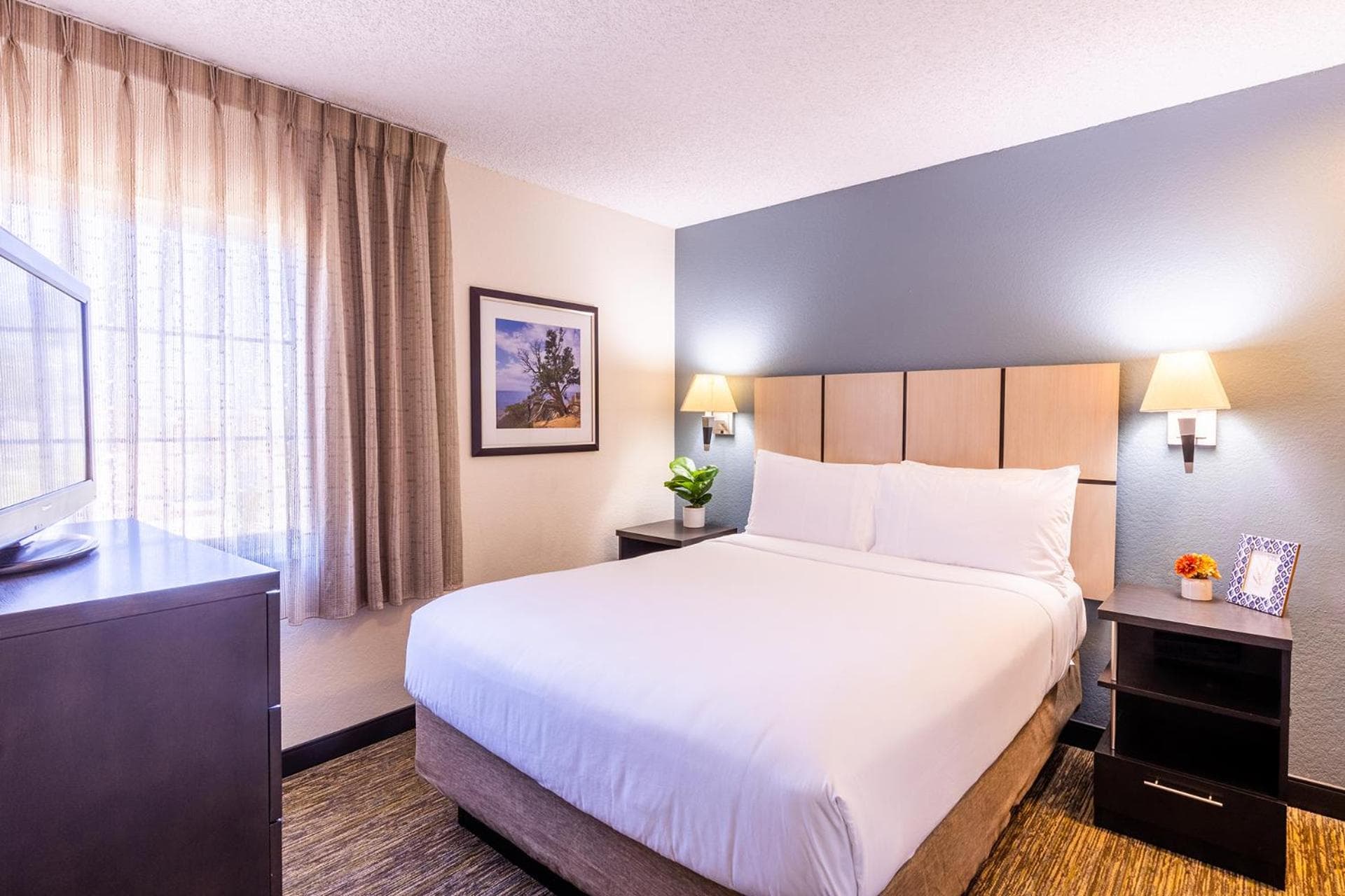 Sonesta Simply Suites Detroit Troy gallery photo in Troy, MI — image 16