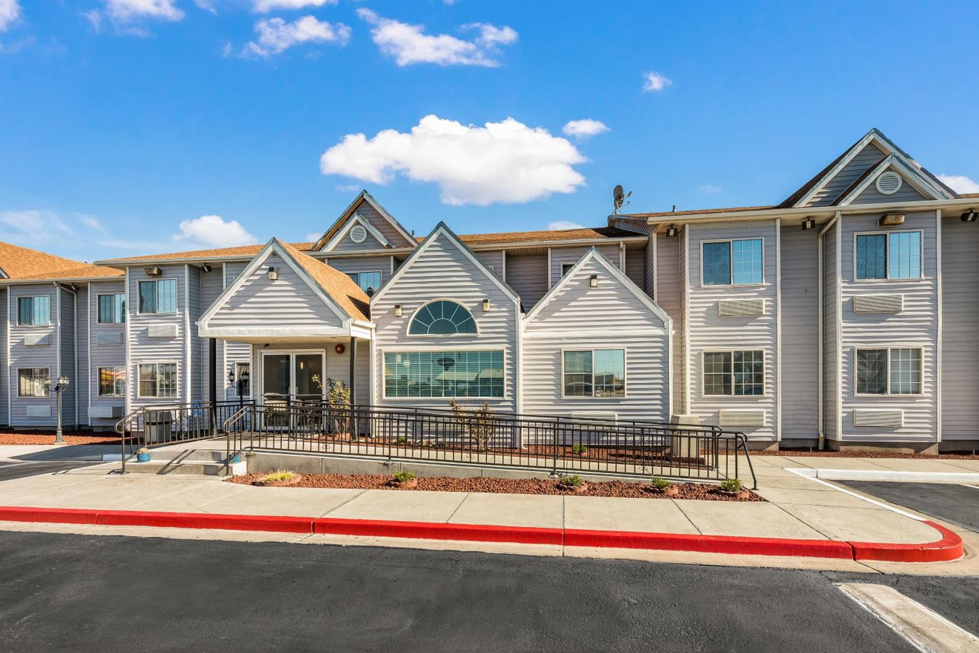 Quality Inn & Suites near NAS Fallon featured exterior or lobby in Fallon, NV — similar hotel