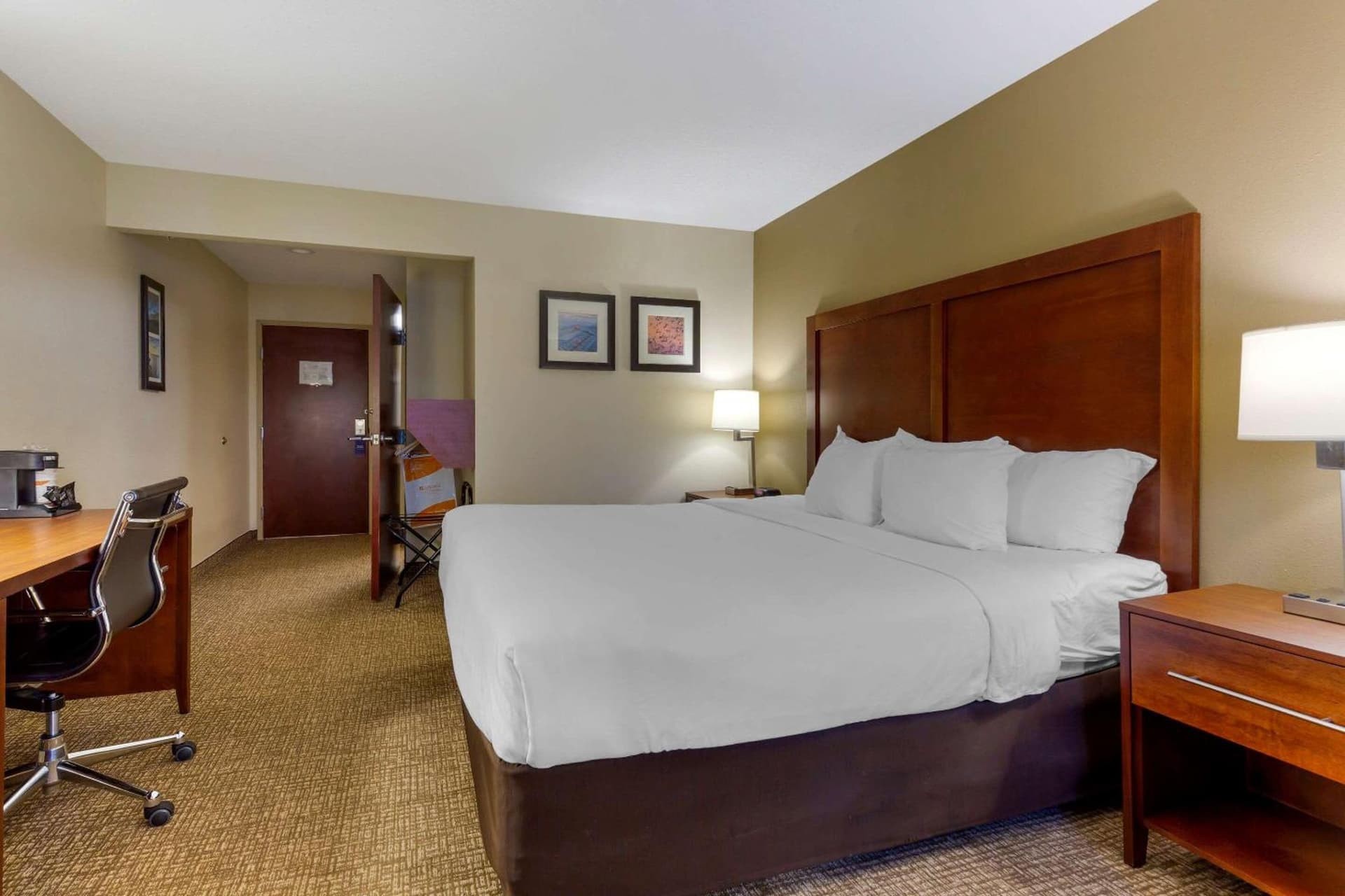 Comfort Inn & Suites Cambridge gallery photo in Cambridge, MD — image 36