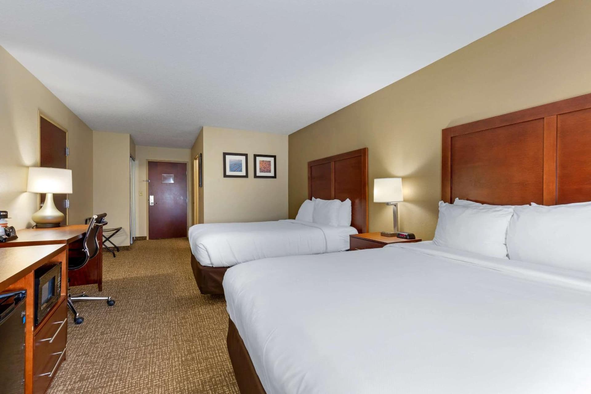 Comfort Inn & Suites Cambridge gallery photo in Cambridge, MD — image 38